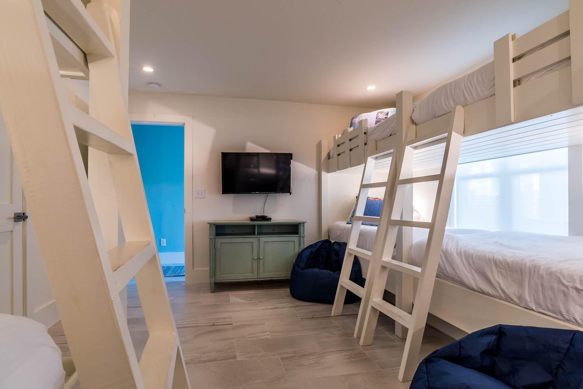 WALK OVER DUNES - Residential