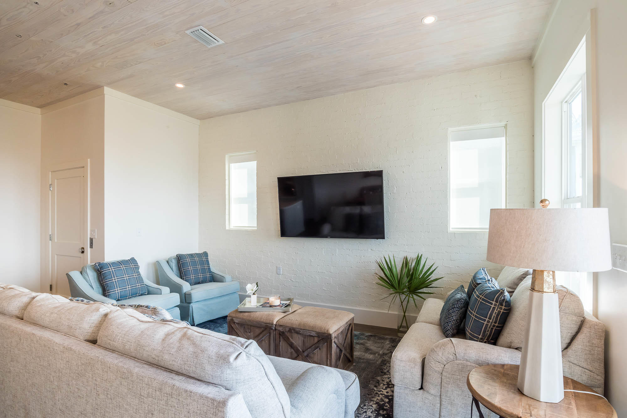 WALK OVER DUNES - Residential