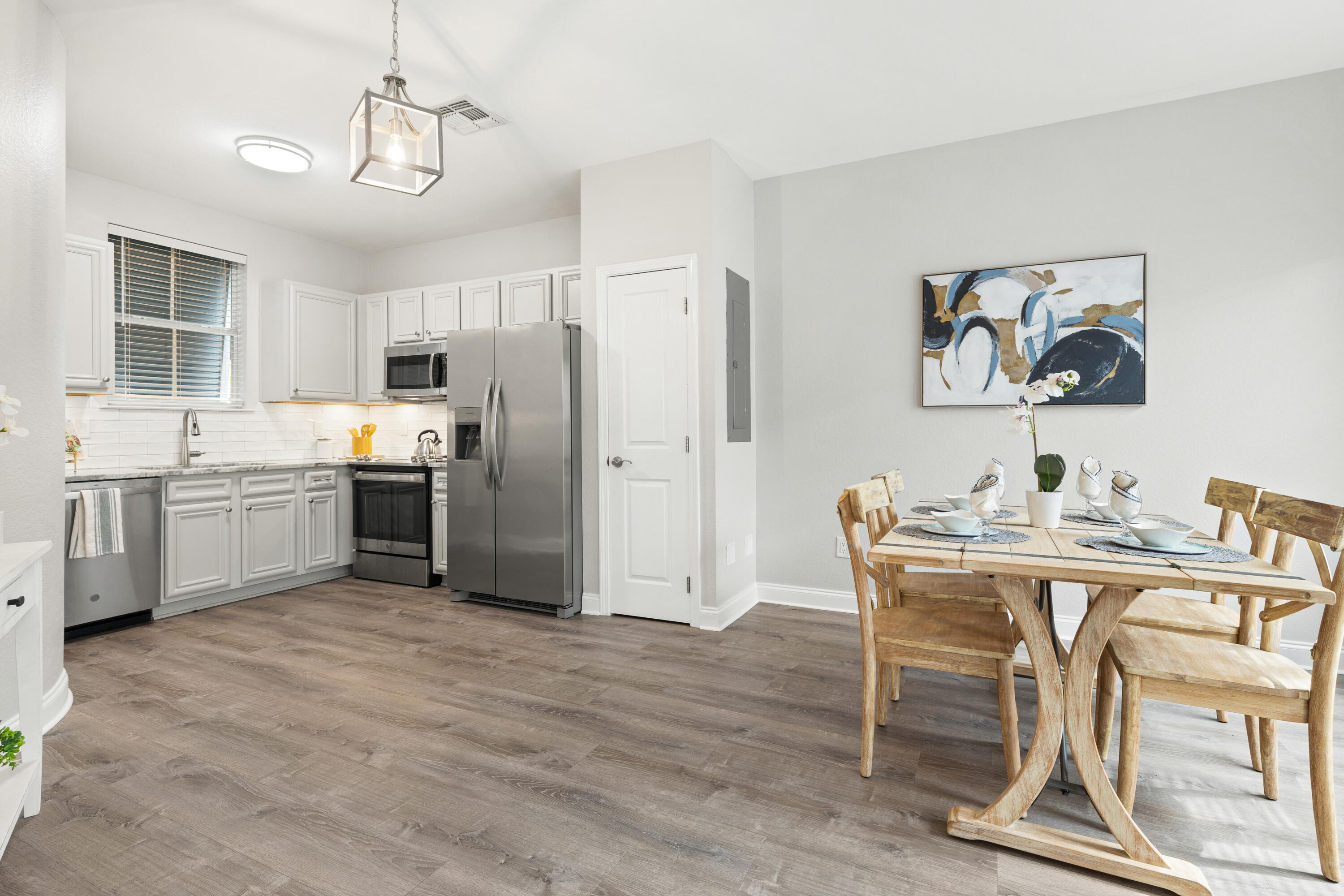 EAGLE BAY - Residential