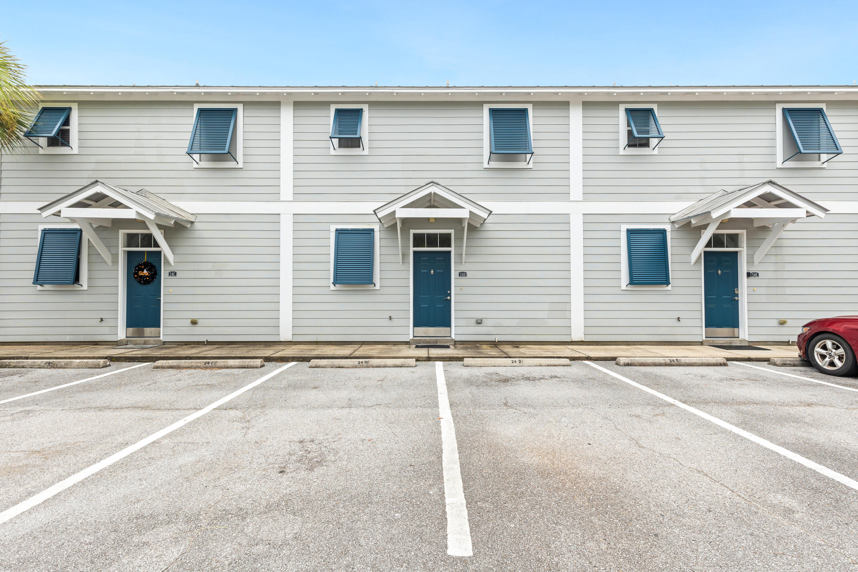 EAGLE BAY - Residential