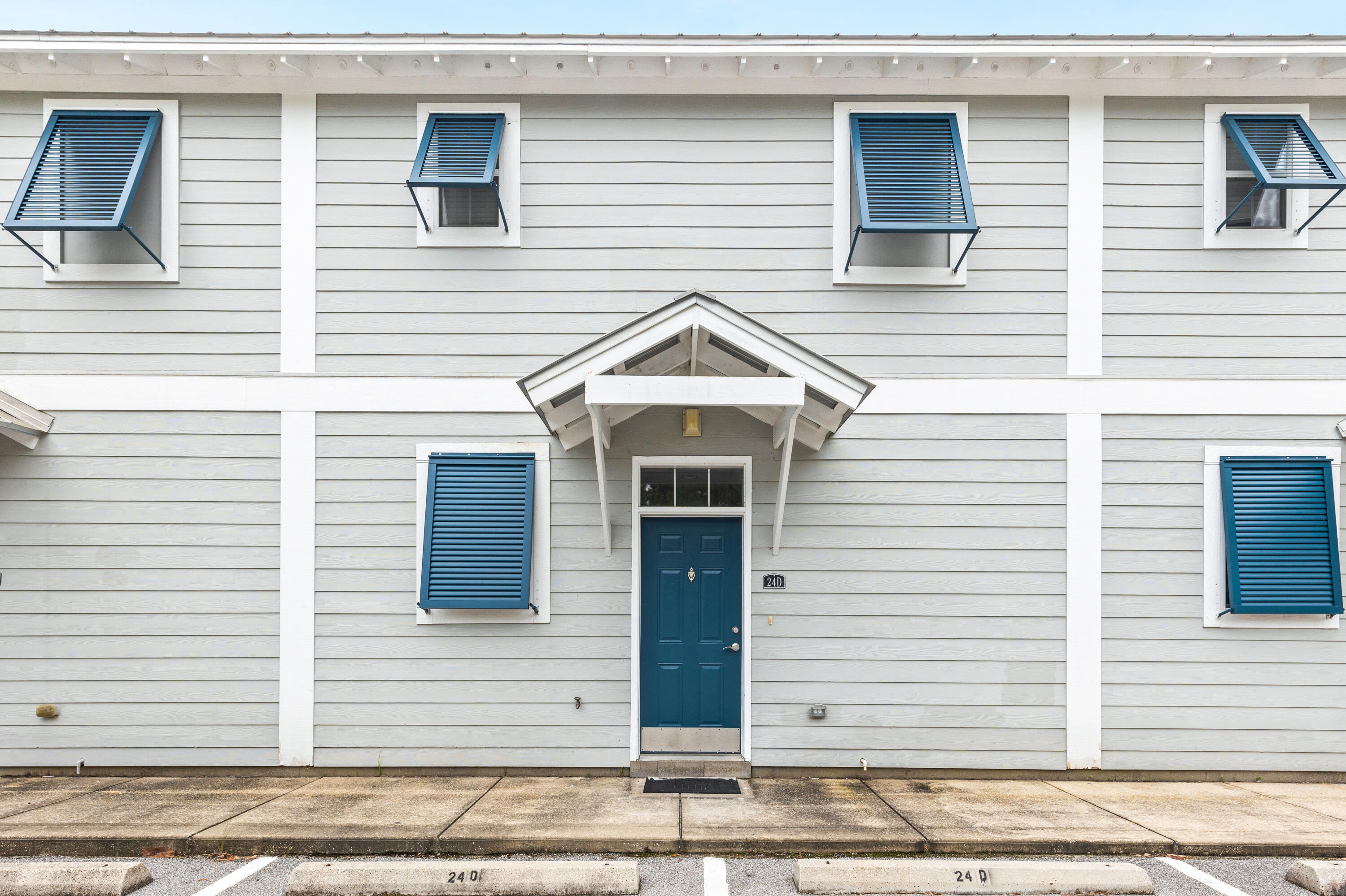 EAGLE BAY - Residential