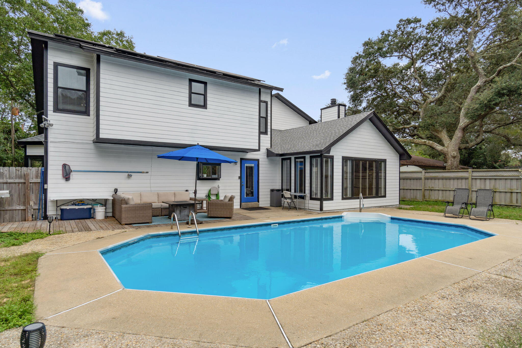 GARNIERS HEIGHTS 1ST ADDN - Residential