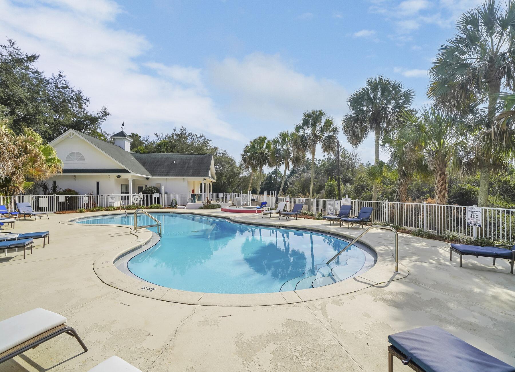 THE FLORIDA CLUB - Residential Lease