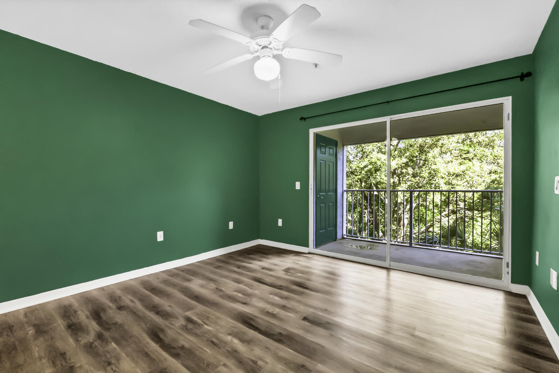 THE FLORIDA CLUB - Residential Lease