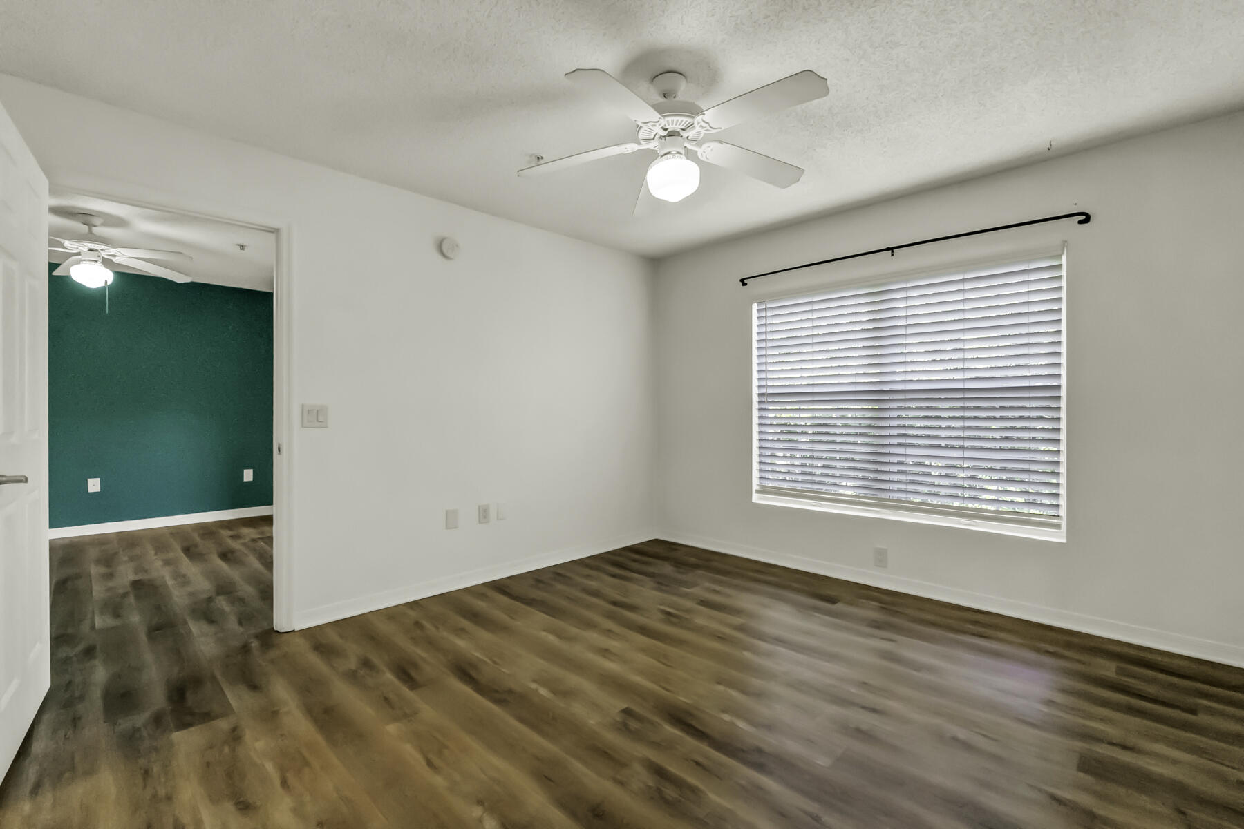 THE FLORIDA CLUB - Residential Lease