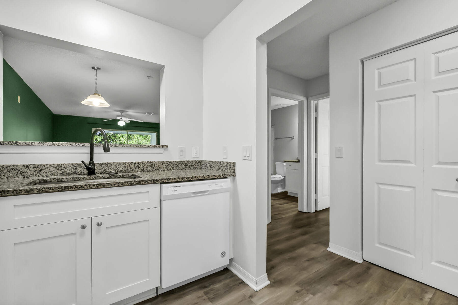 THE FLORIDA CLUB - Residential Lease