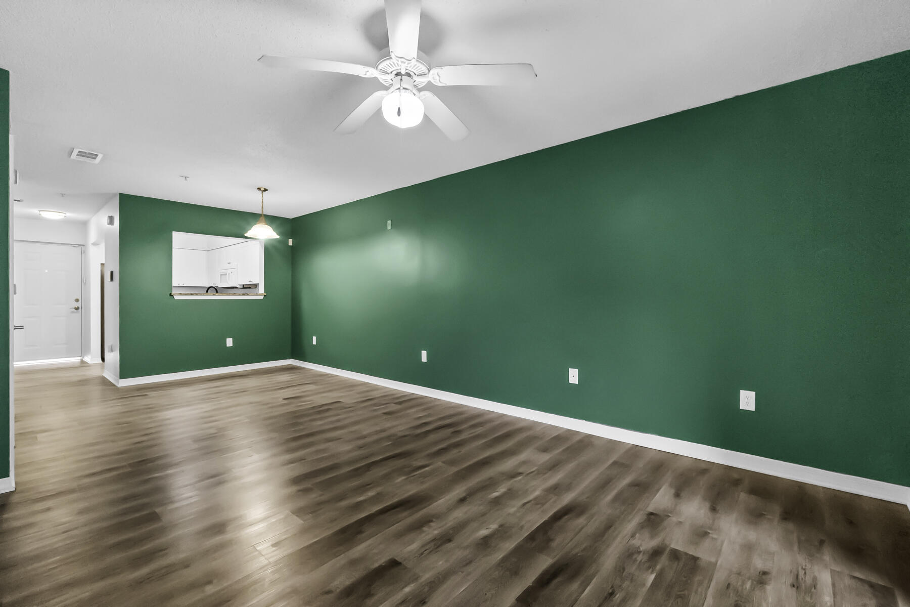 THE FLORIDA CLUB - Residential Lease