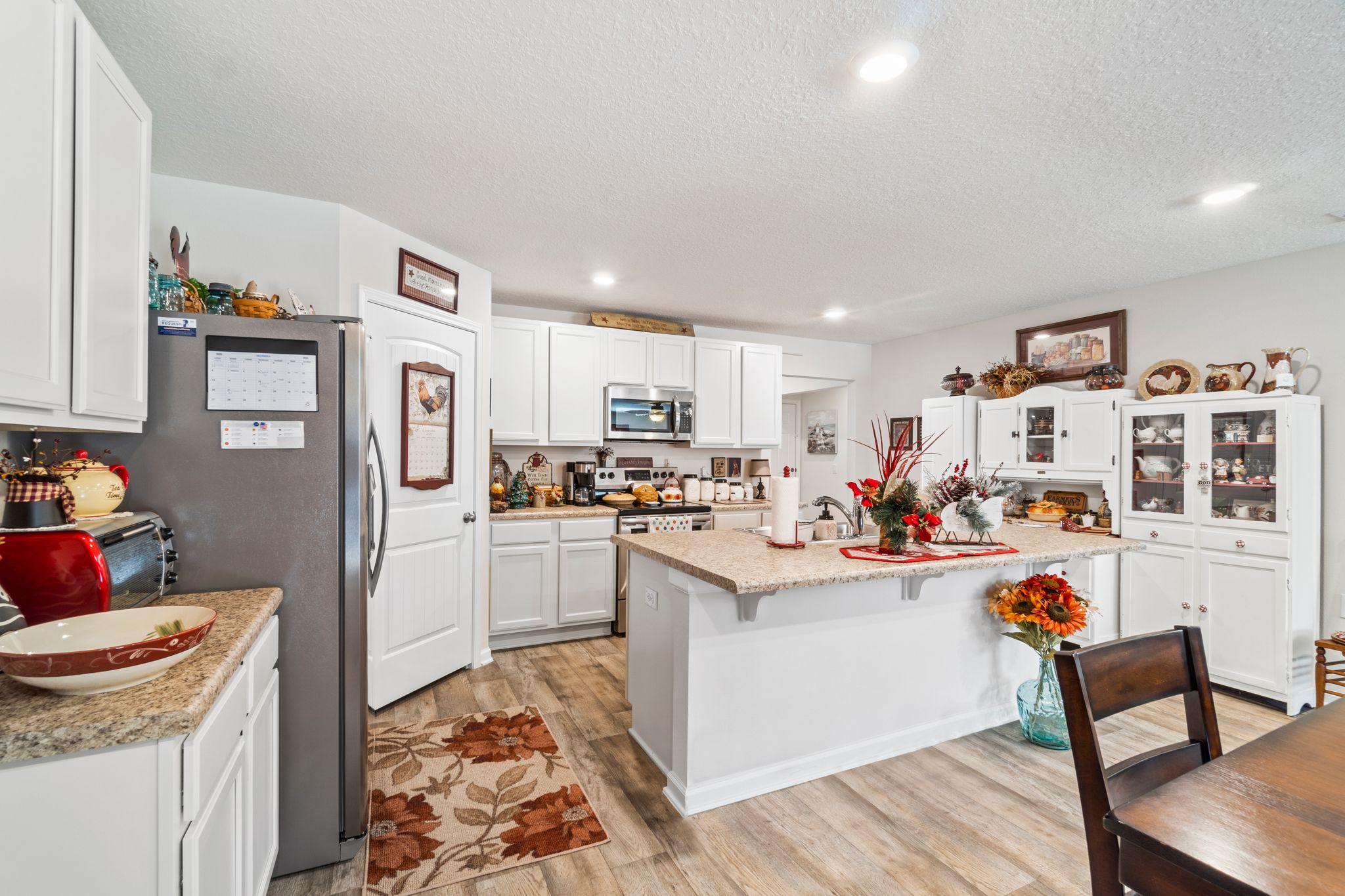 MONTICELLO ESTATES - Residential