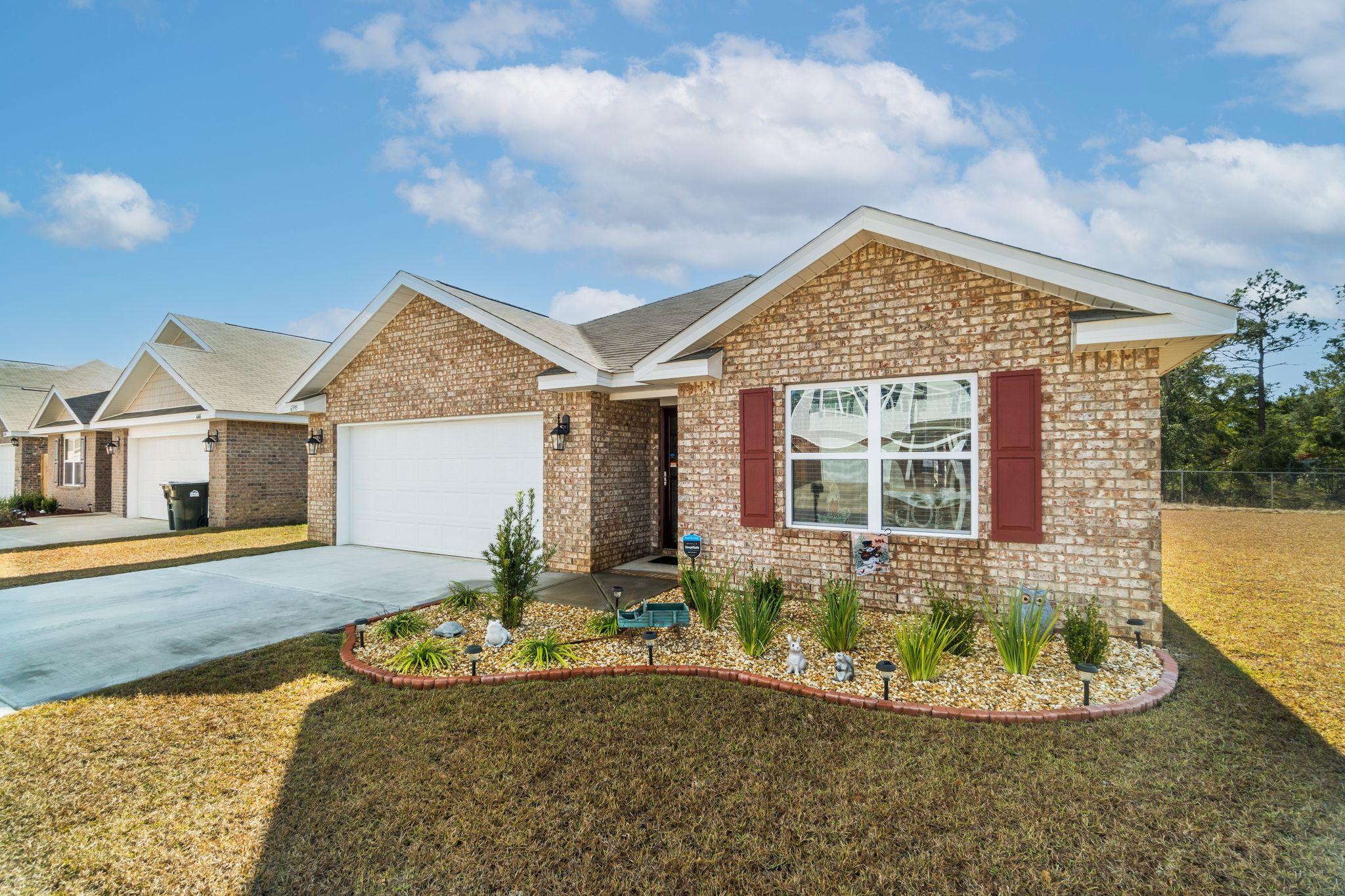 MONTICELLO ESTATES - Residential