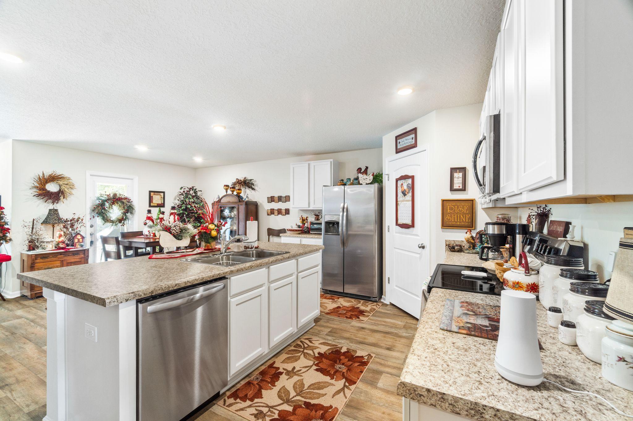 MONTICELLO ESTATES - Residential