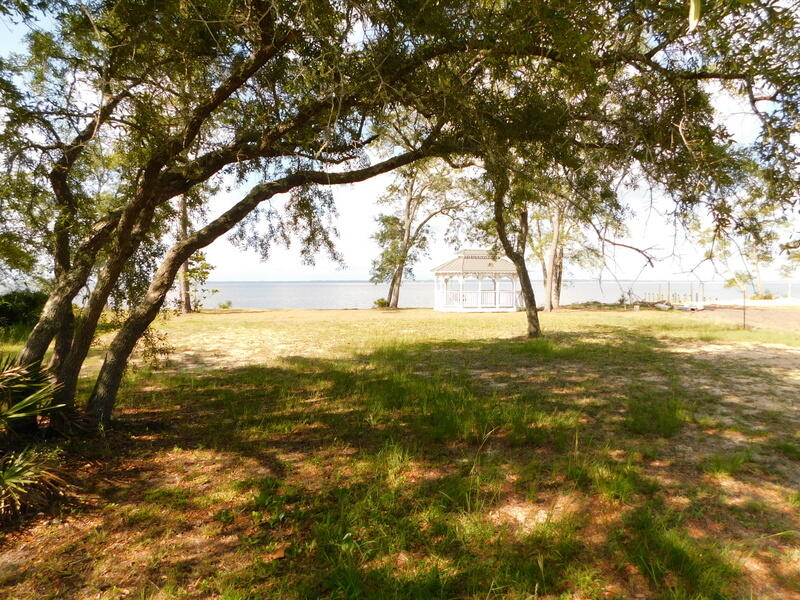 Robolo Bluffs - Land