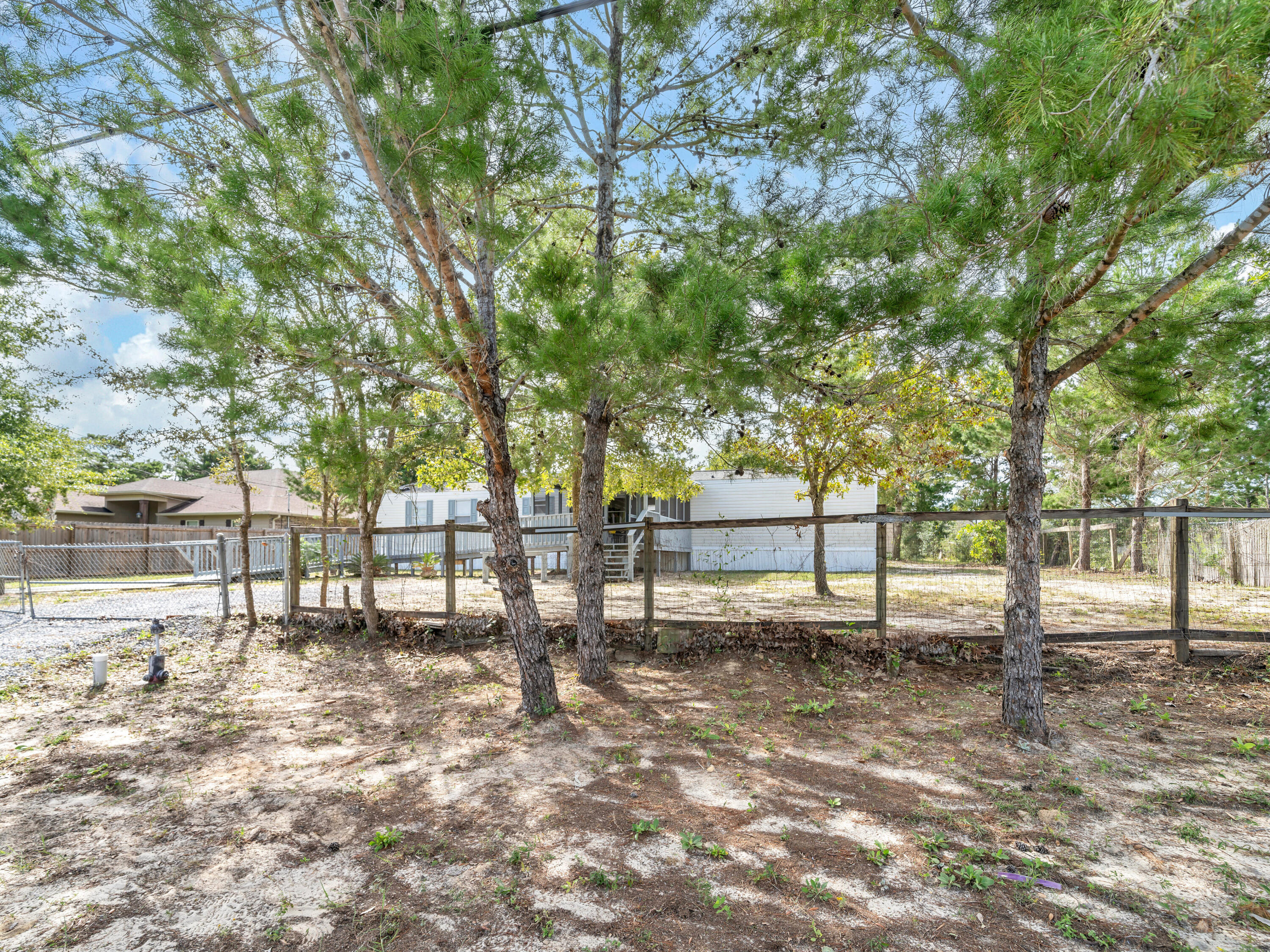 NAVARRE S/D 2ND ADDN - Residential