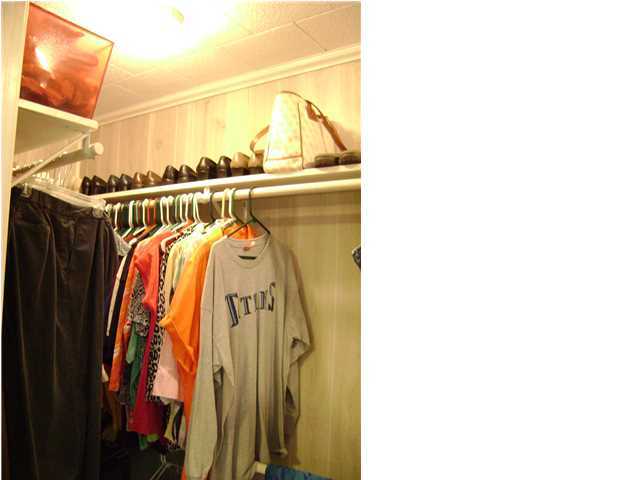 METES & BOUNDS - Farm