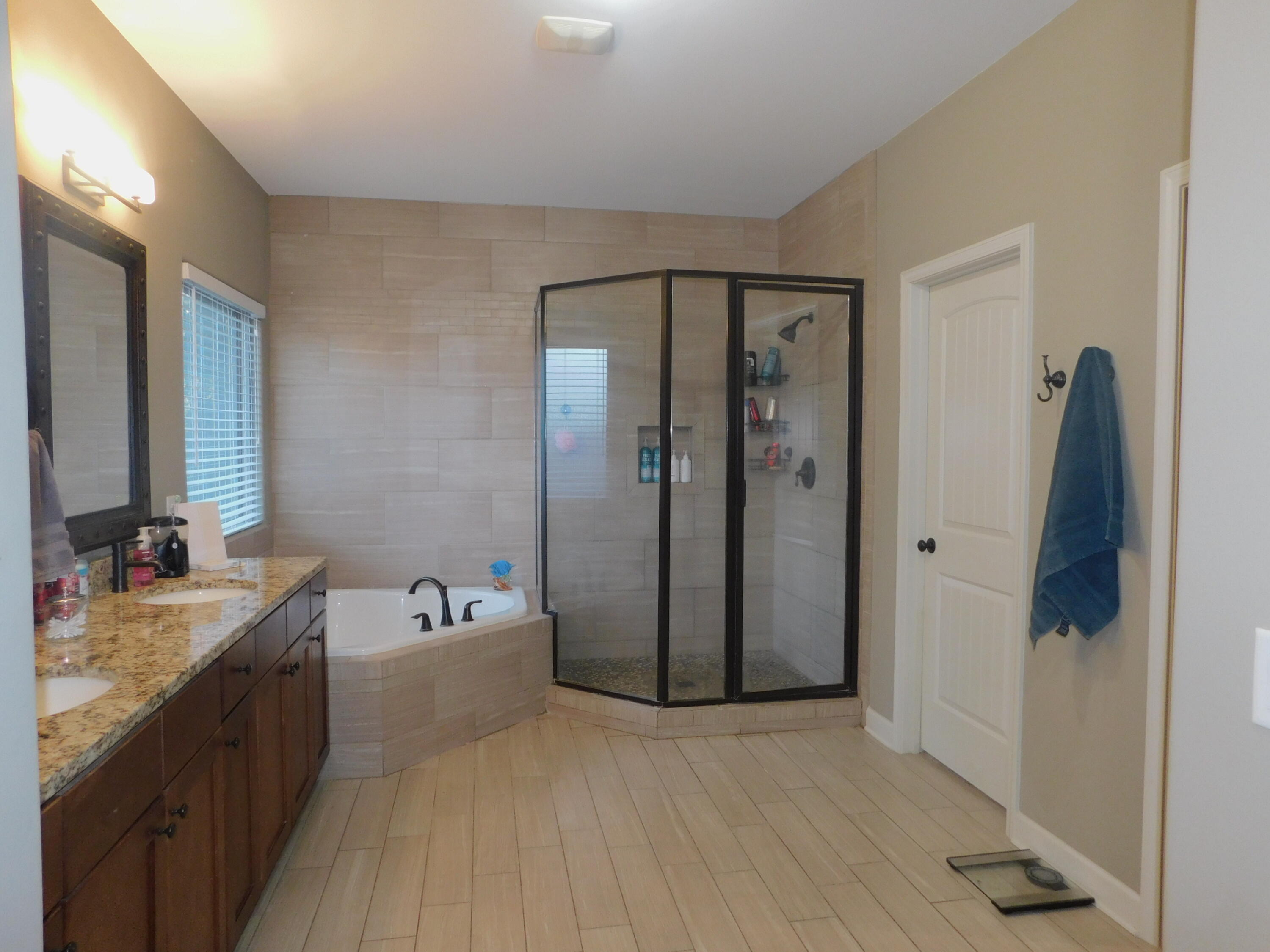 CAMELLIA COVE - Residential