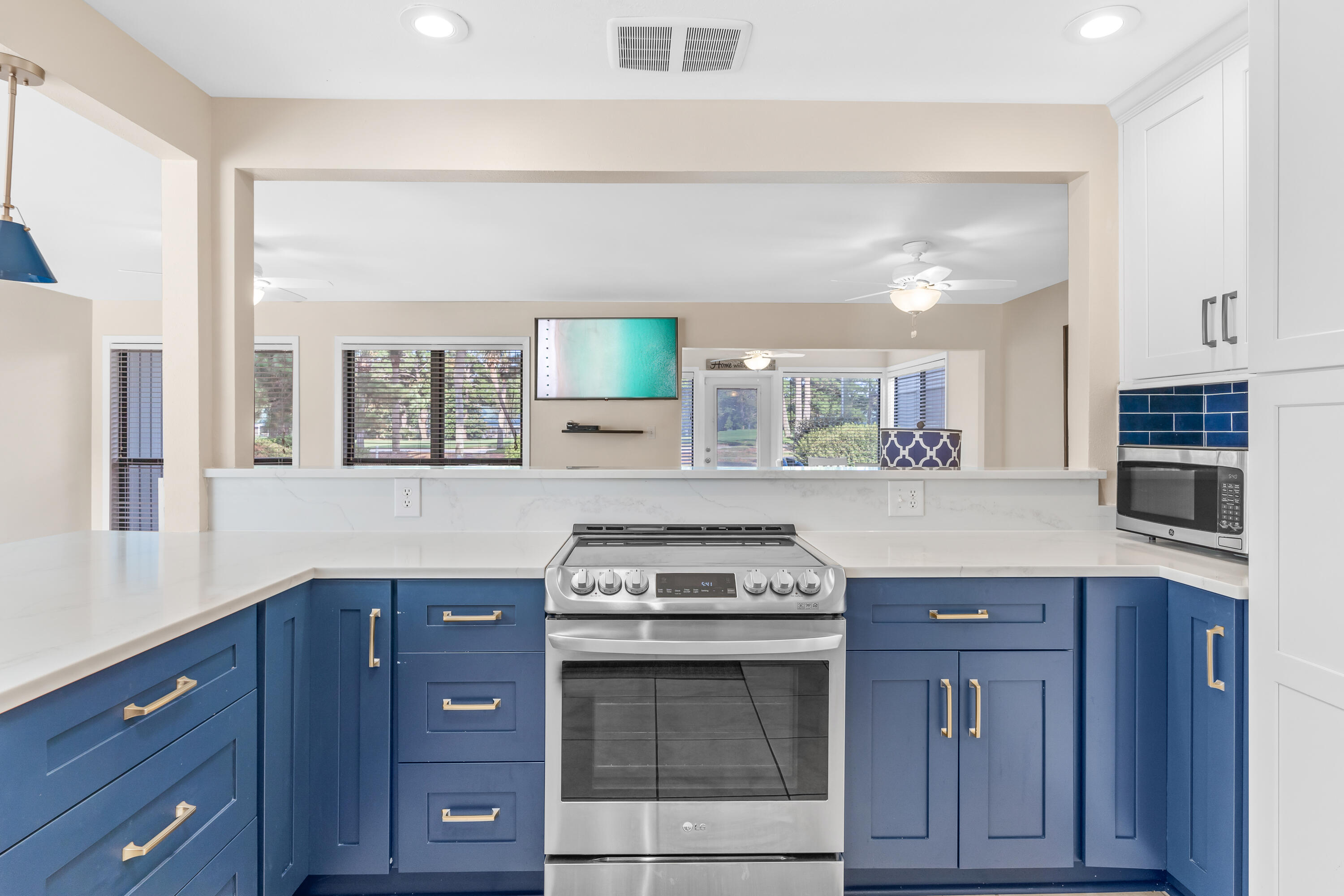 SANDPIPER VILLAGE - Residential