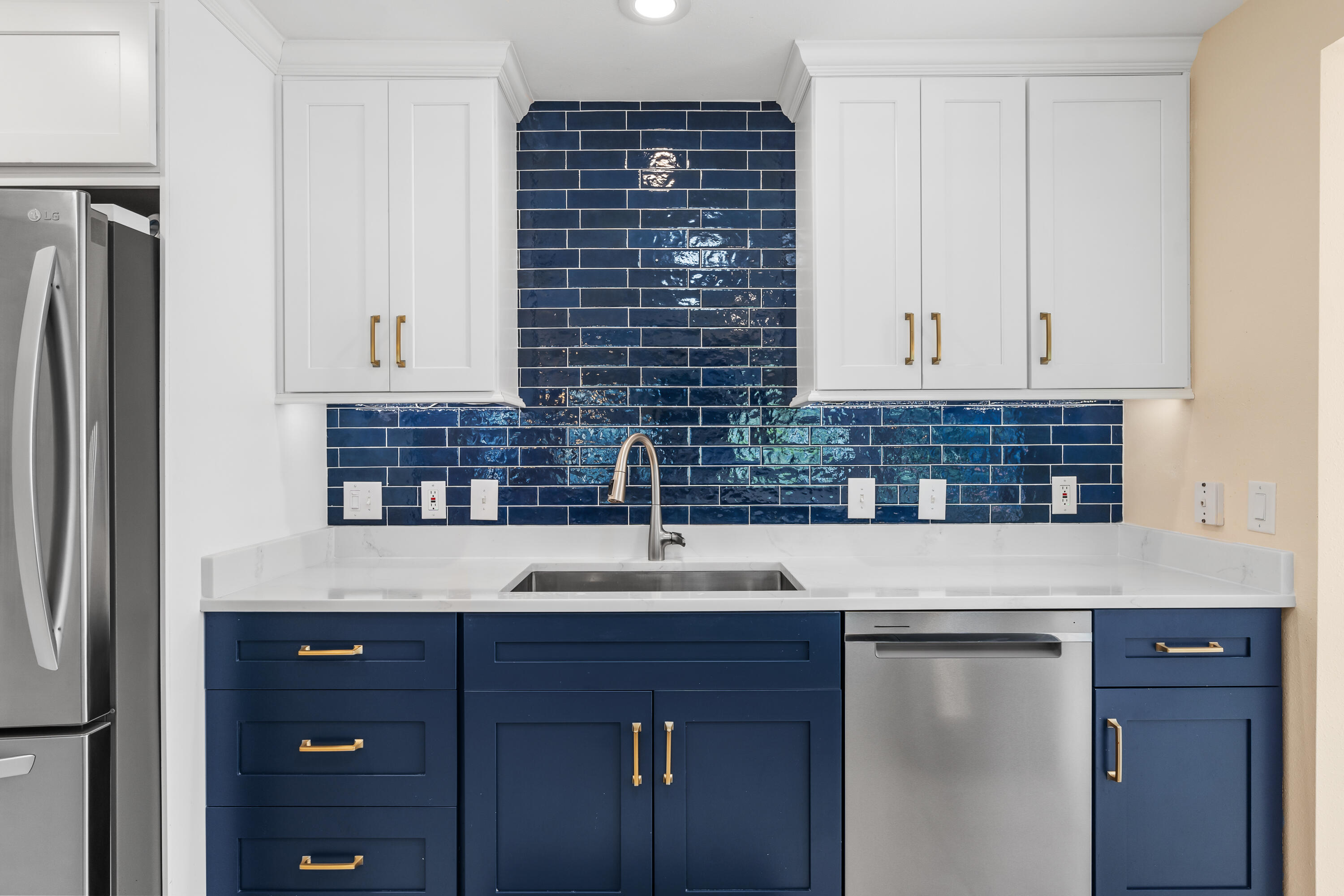 SANDPIPER VILLAGE - Residential