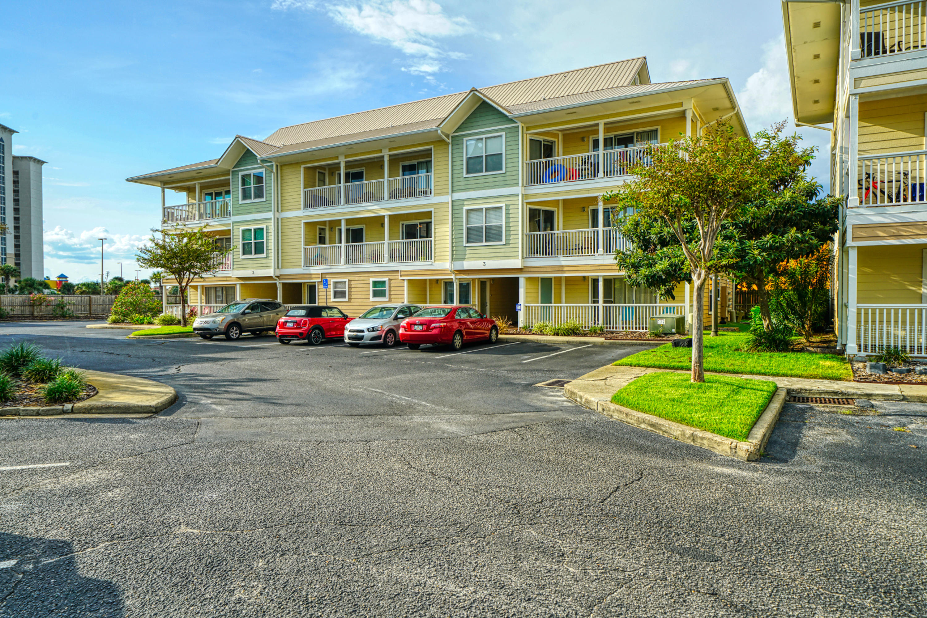 ST MARTIN BEACHWALK VILLAS - Residential