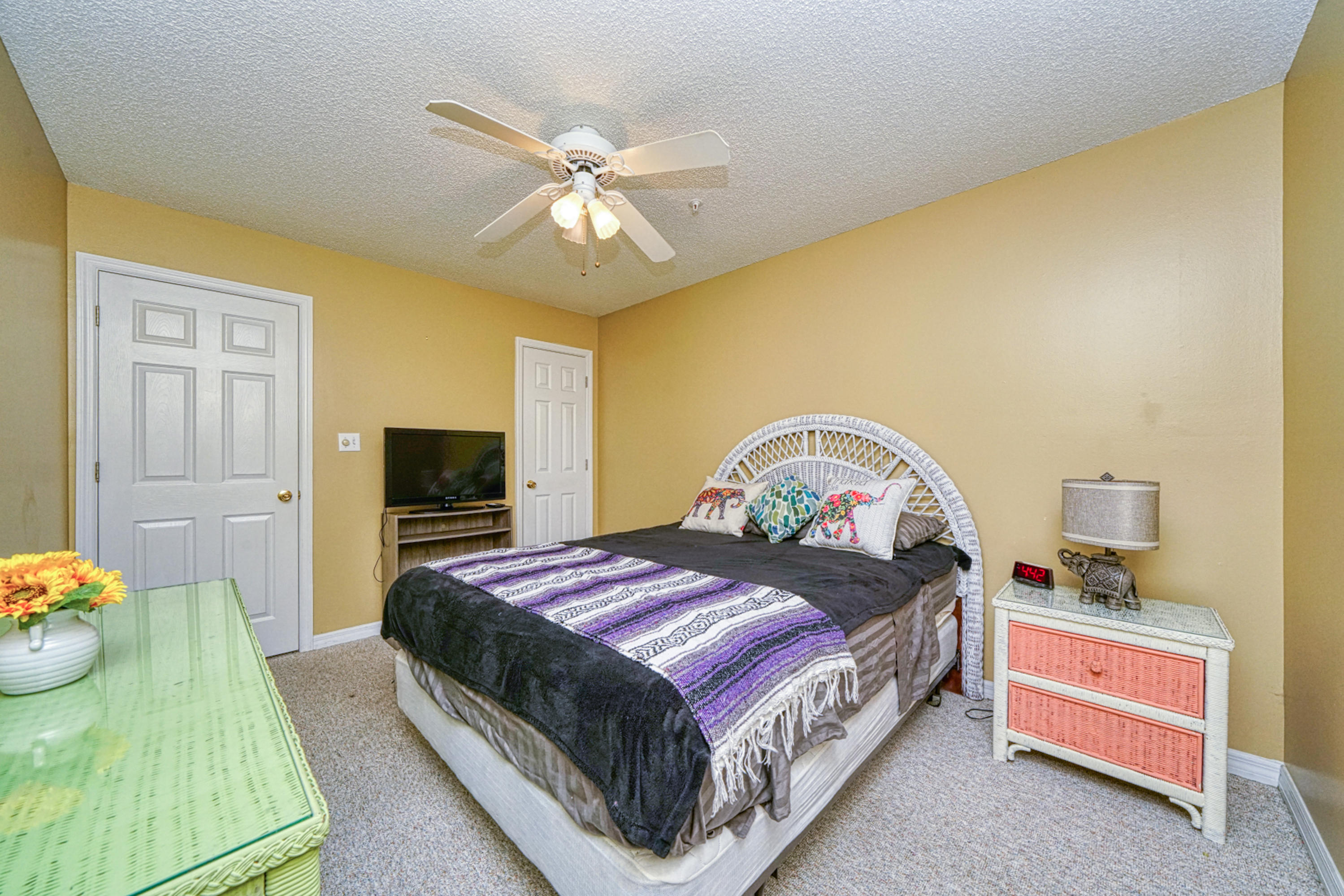 ST MARTIN BEACHWALK VILLAS - Residential