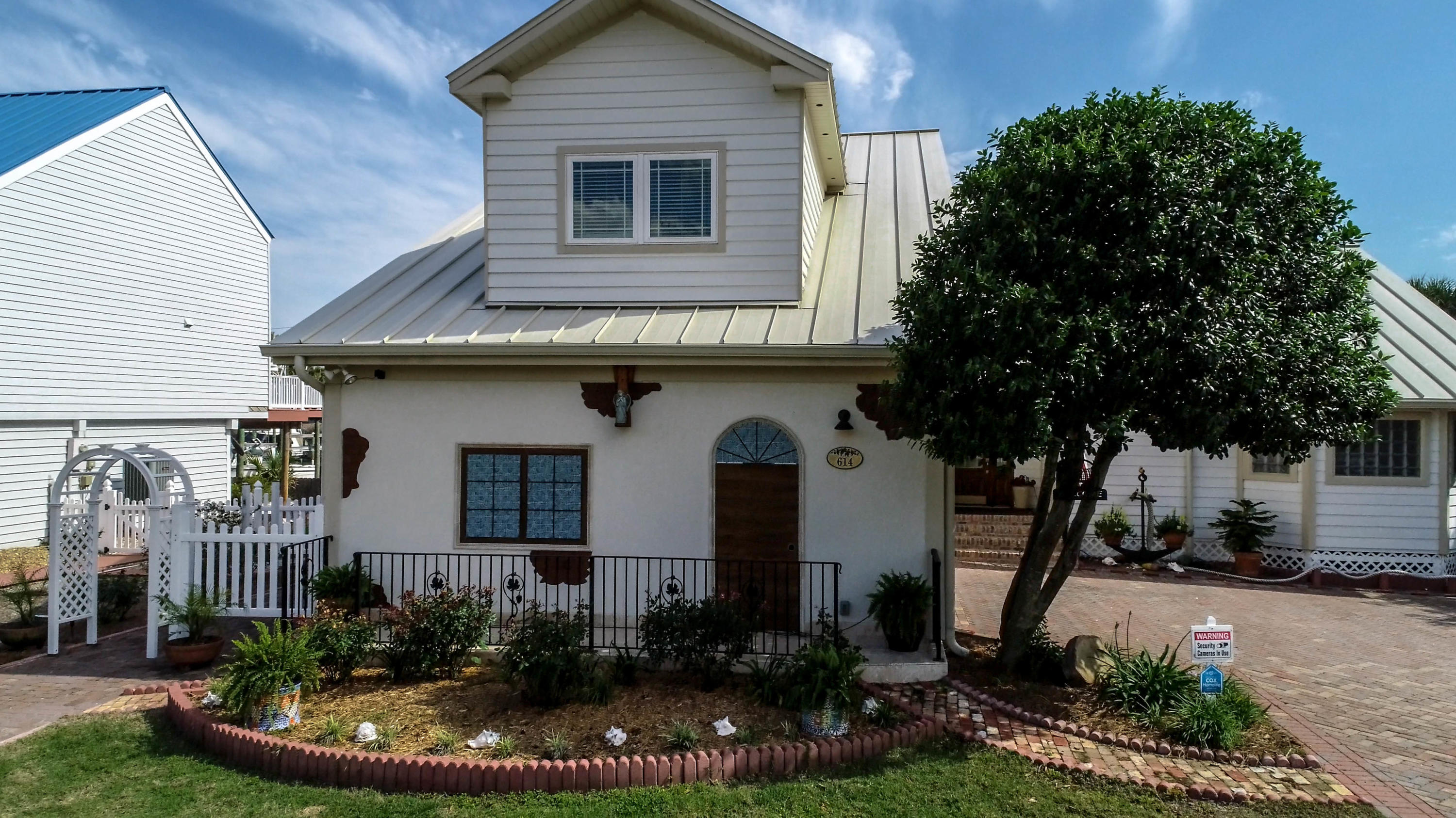 HOLIDAY ISLE - Residential