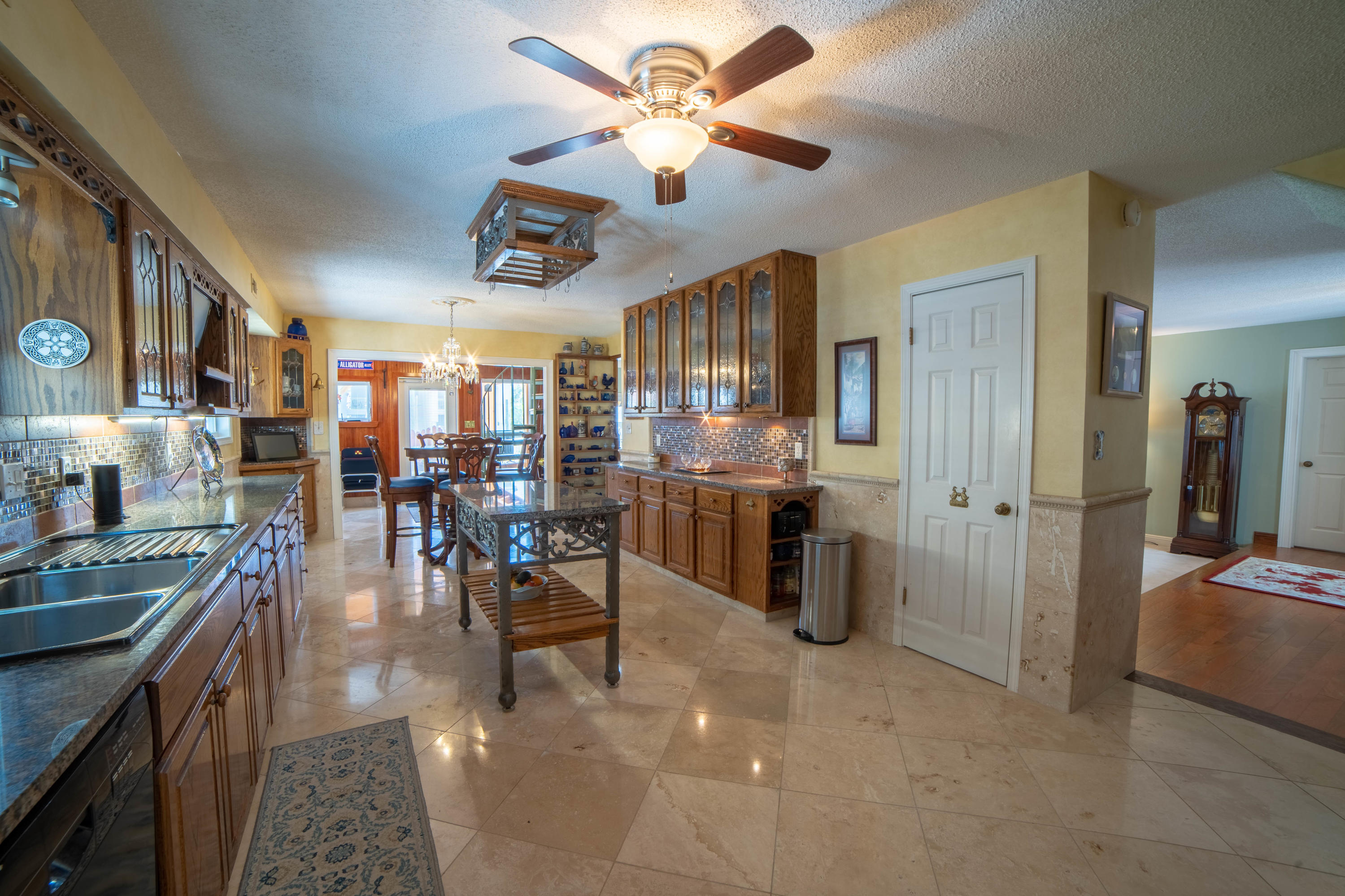 HOLIDAY ISLE - Residential