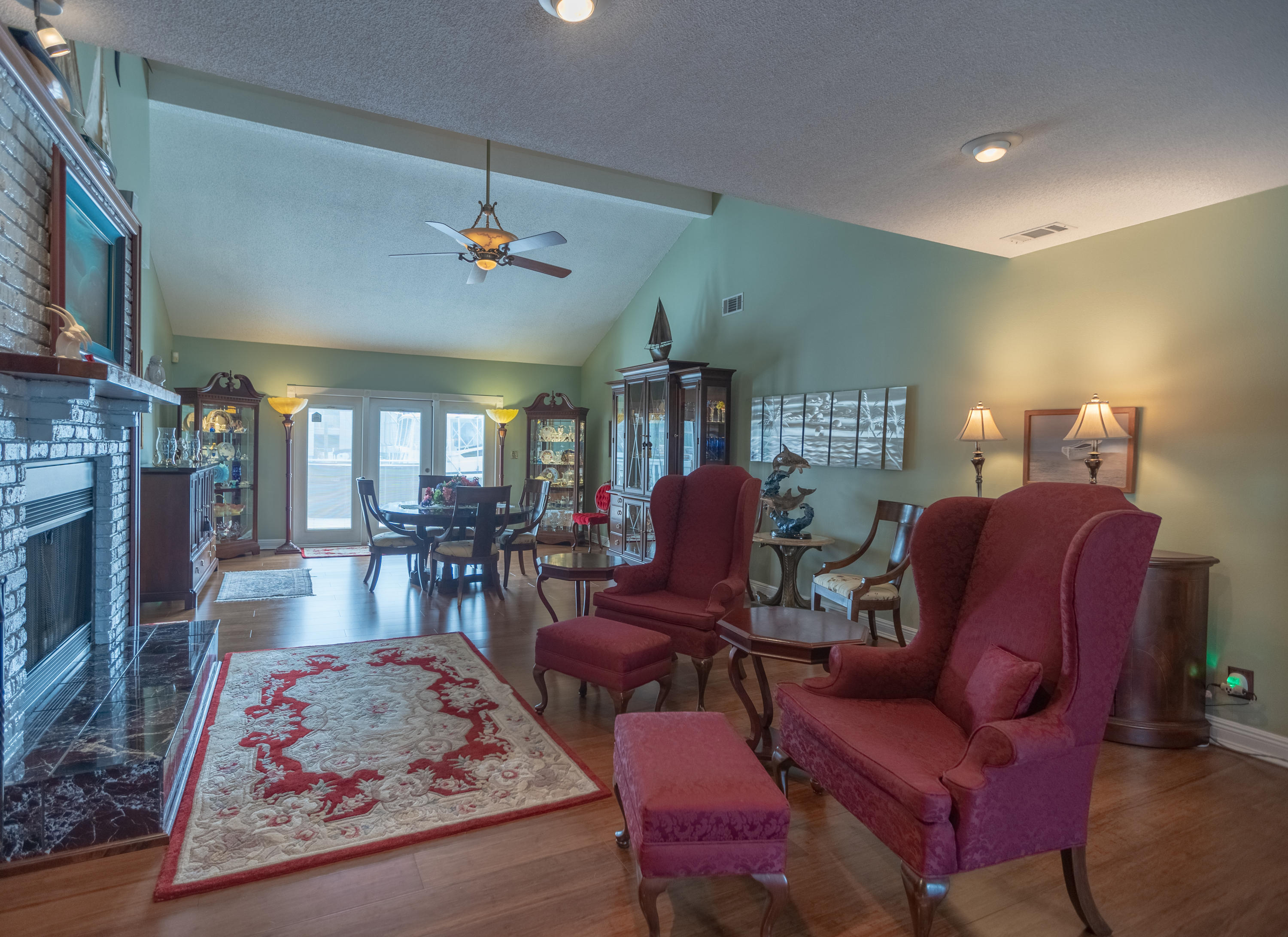 HOLIDAY ISLE - Residential