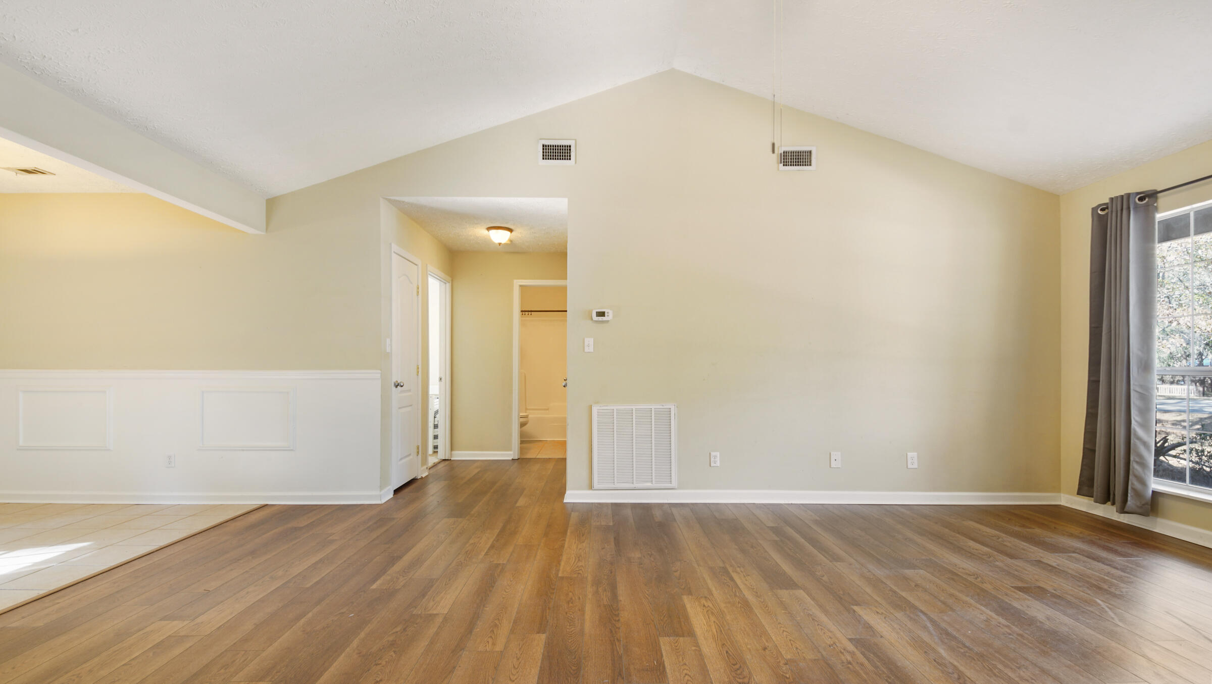 BAY GROVE - Residential