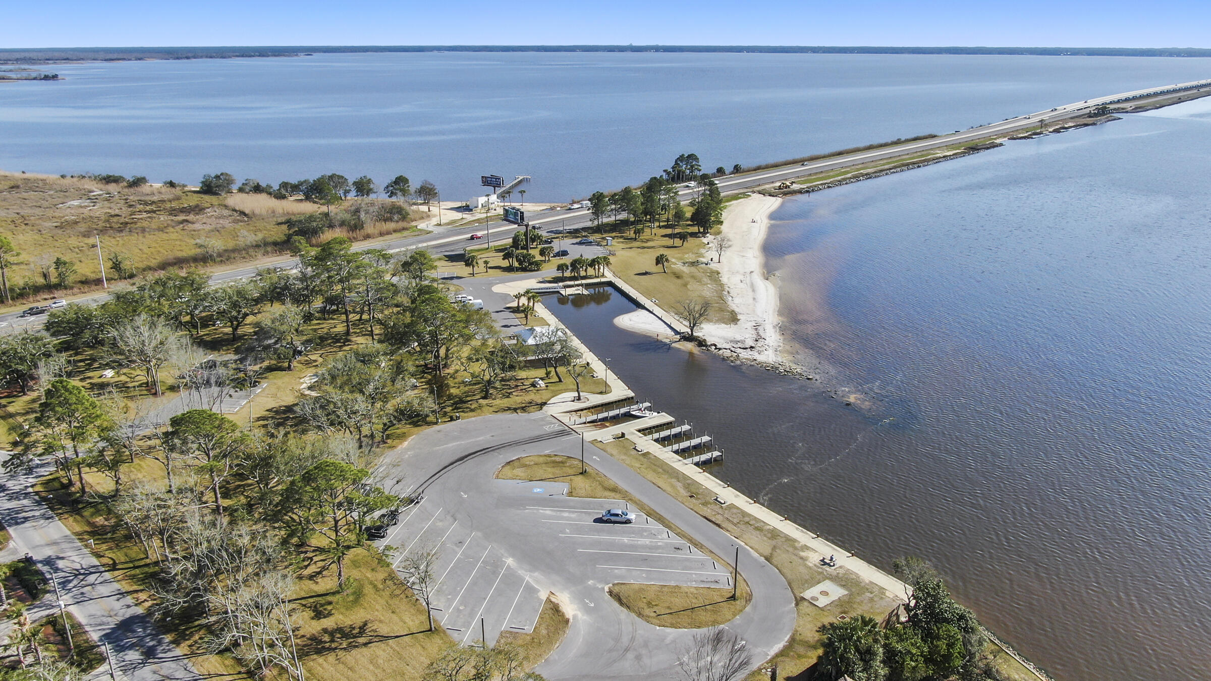 BAY GROVE - Residential