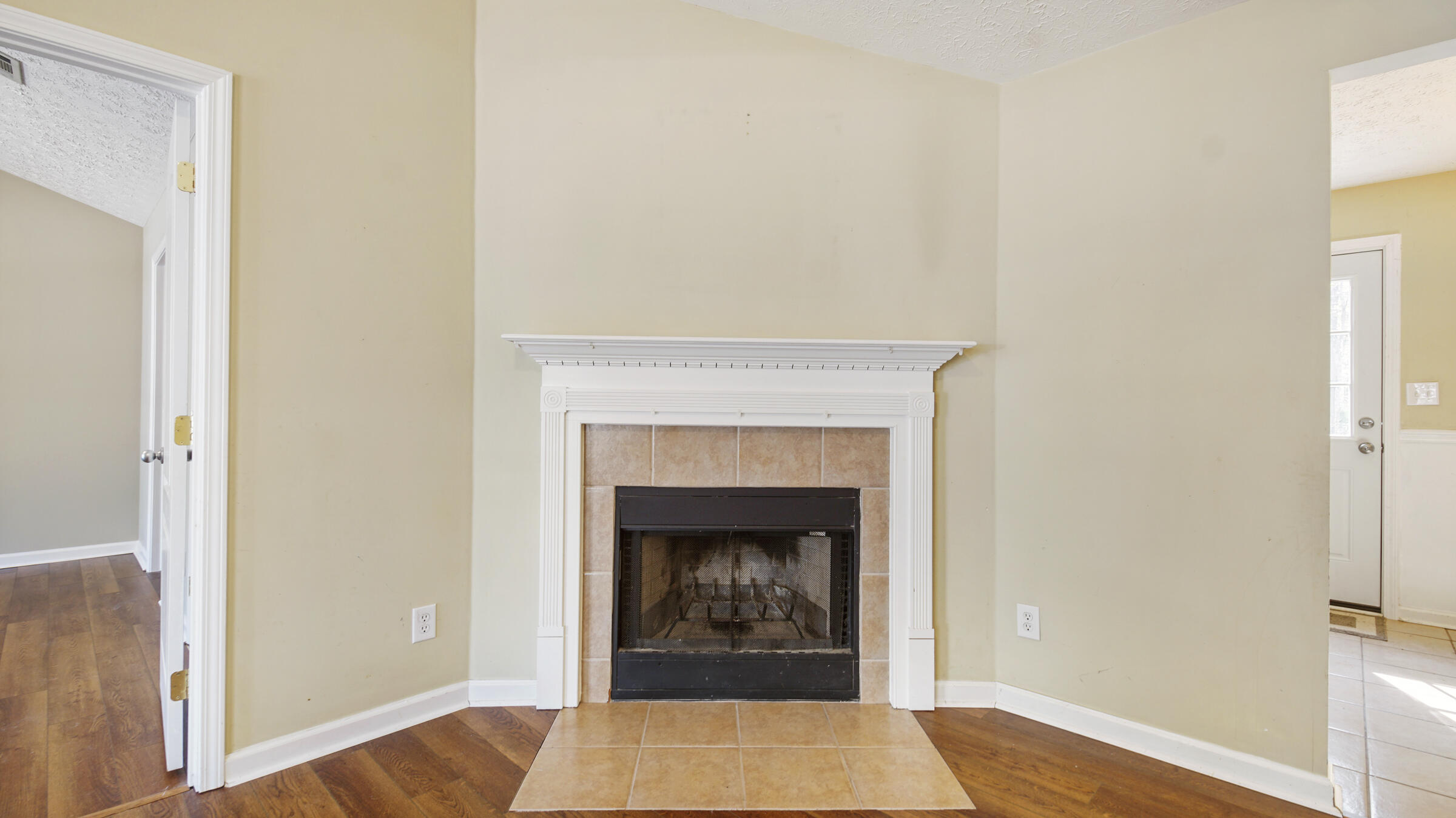 BAY GROVE - Residential