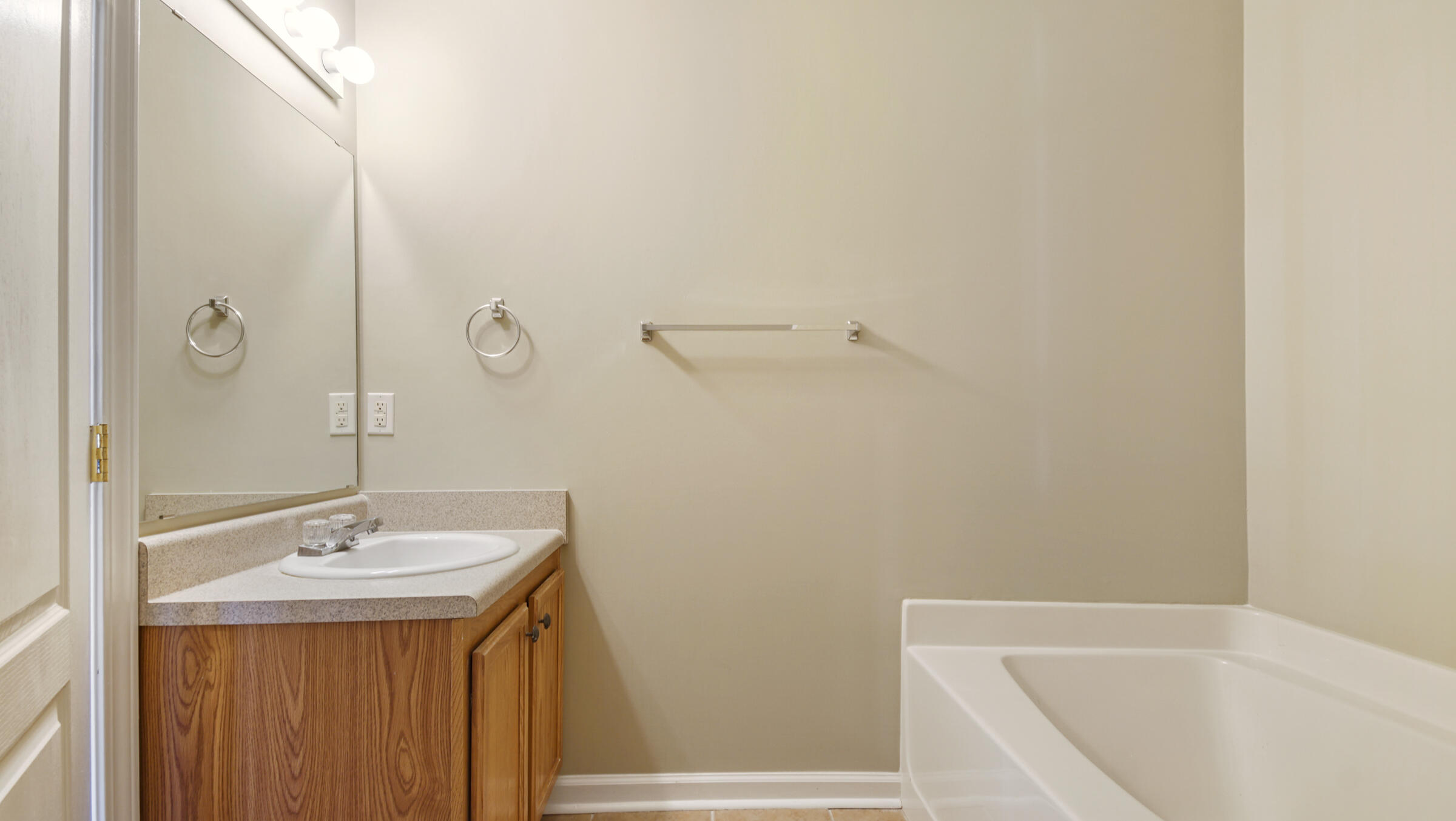 BAY GROVE - Residential