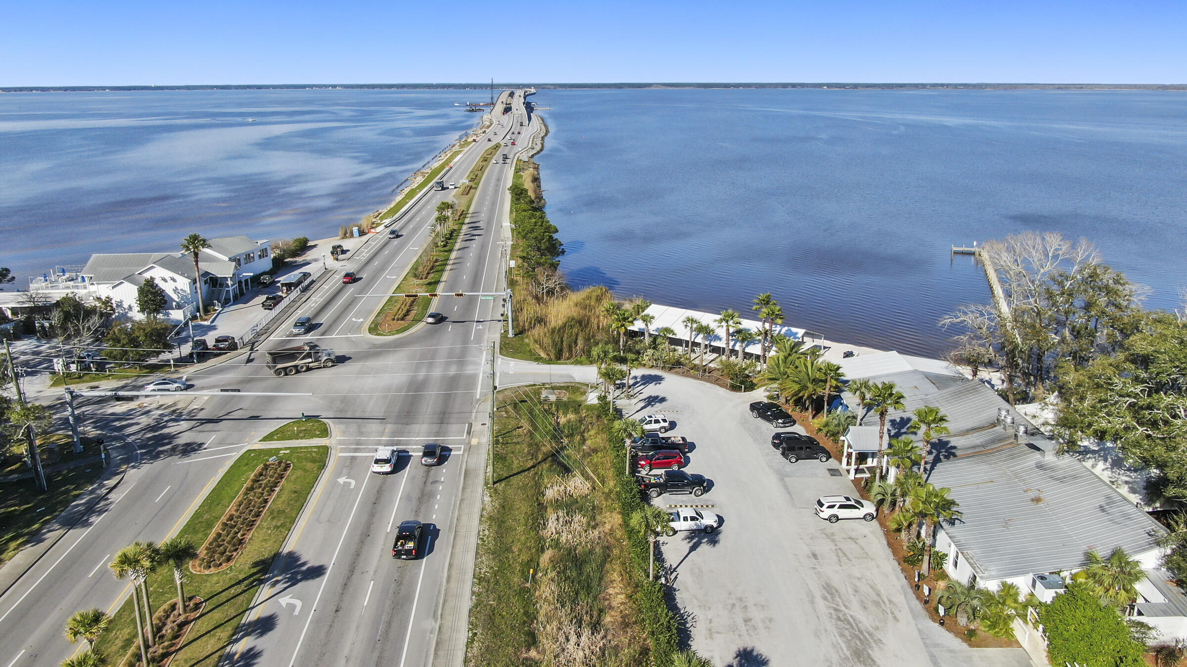 BAY GROVE - Residential