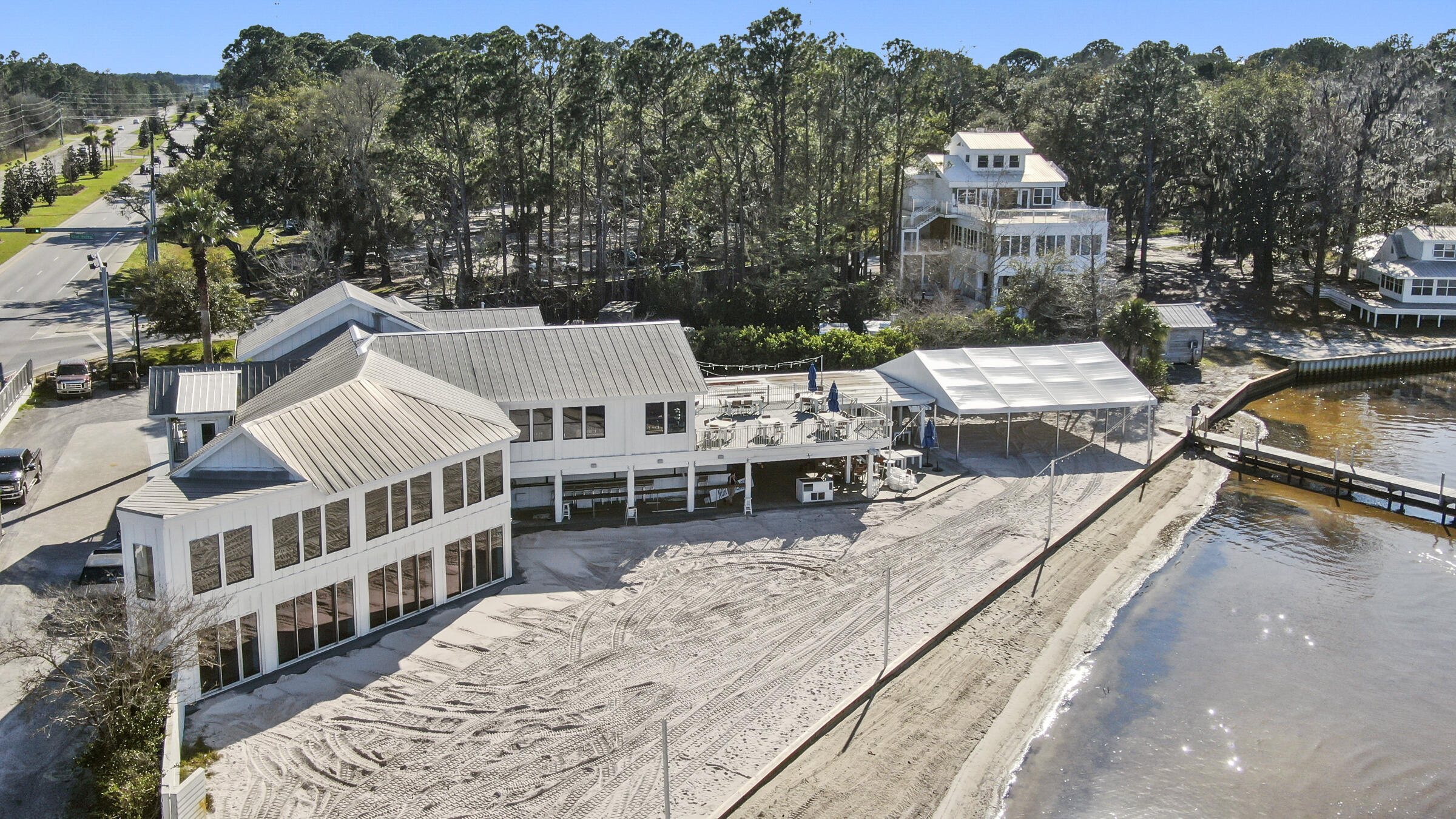 BAY GROVE - Residential