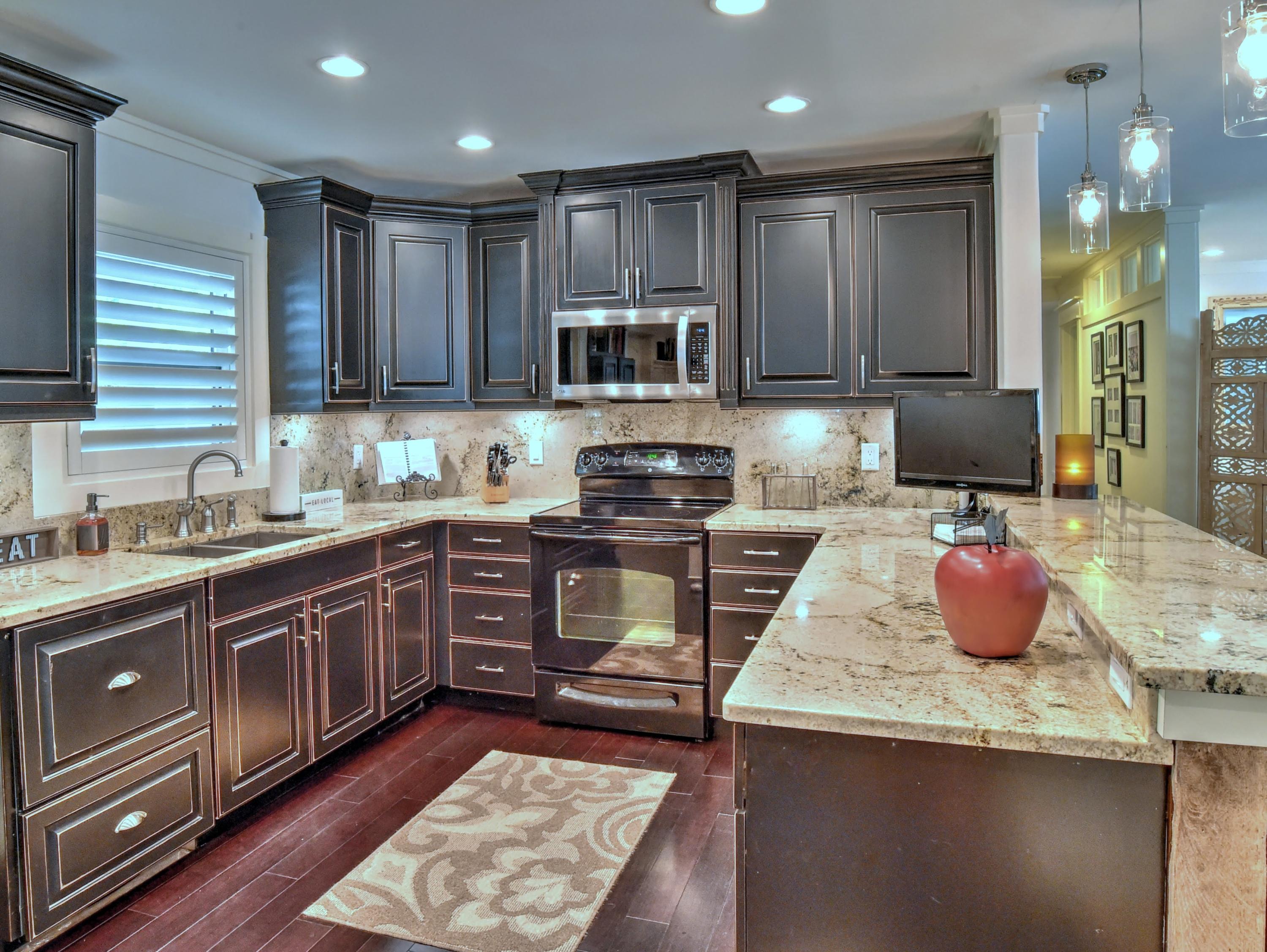 BAYOU WOODS - Residential