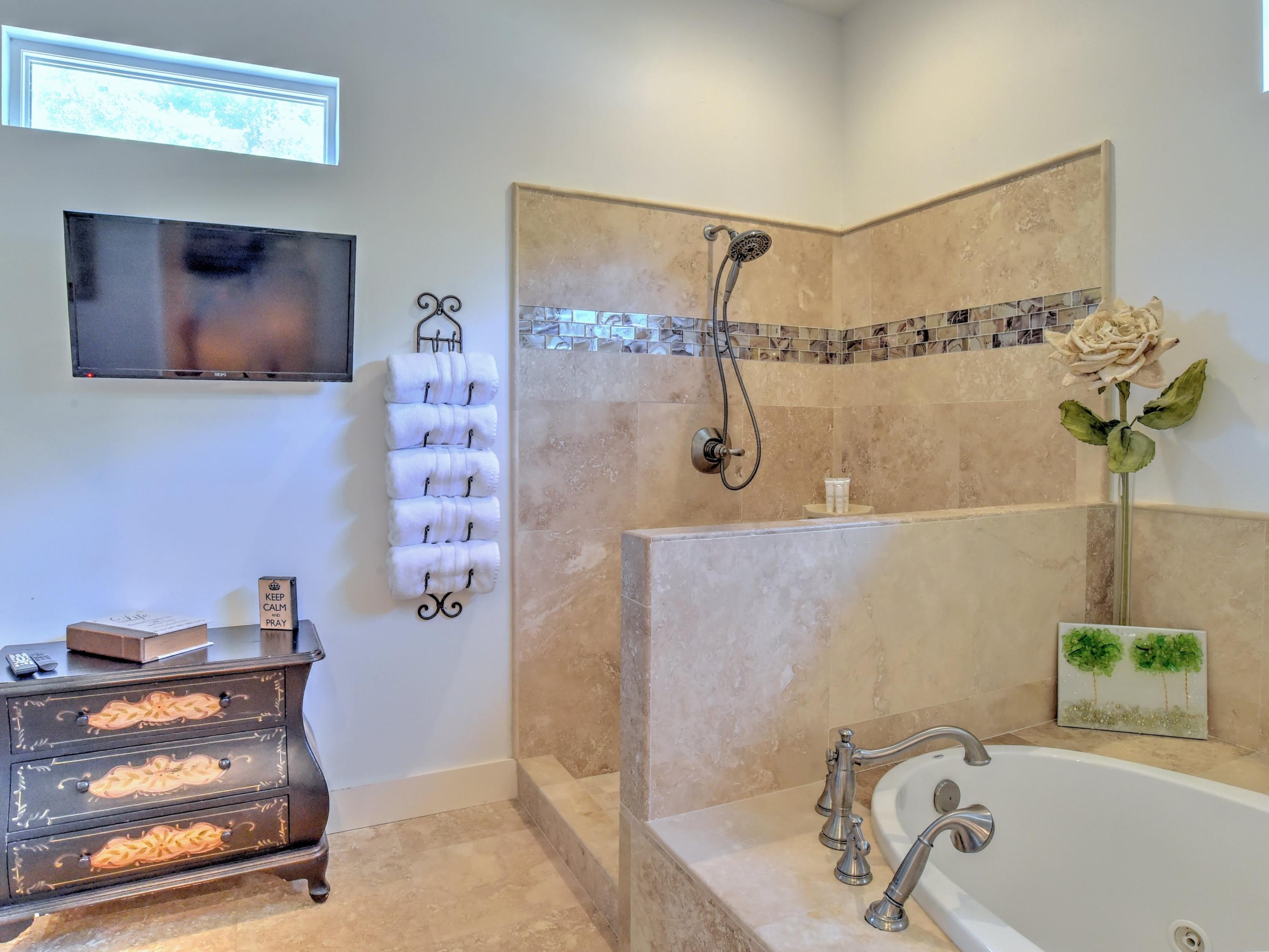 BAYOU WOODS - Residential