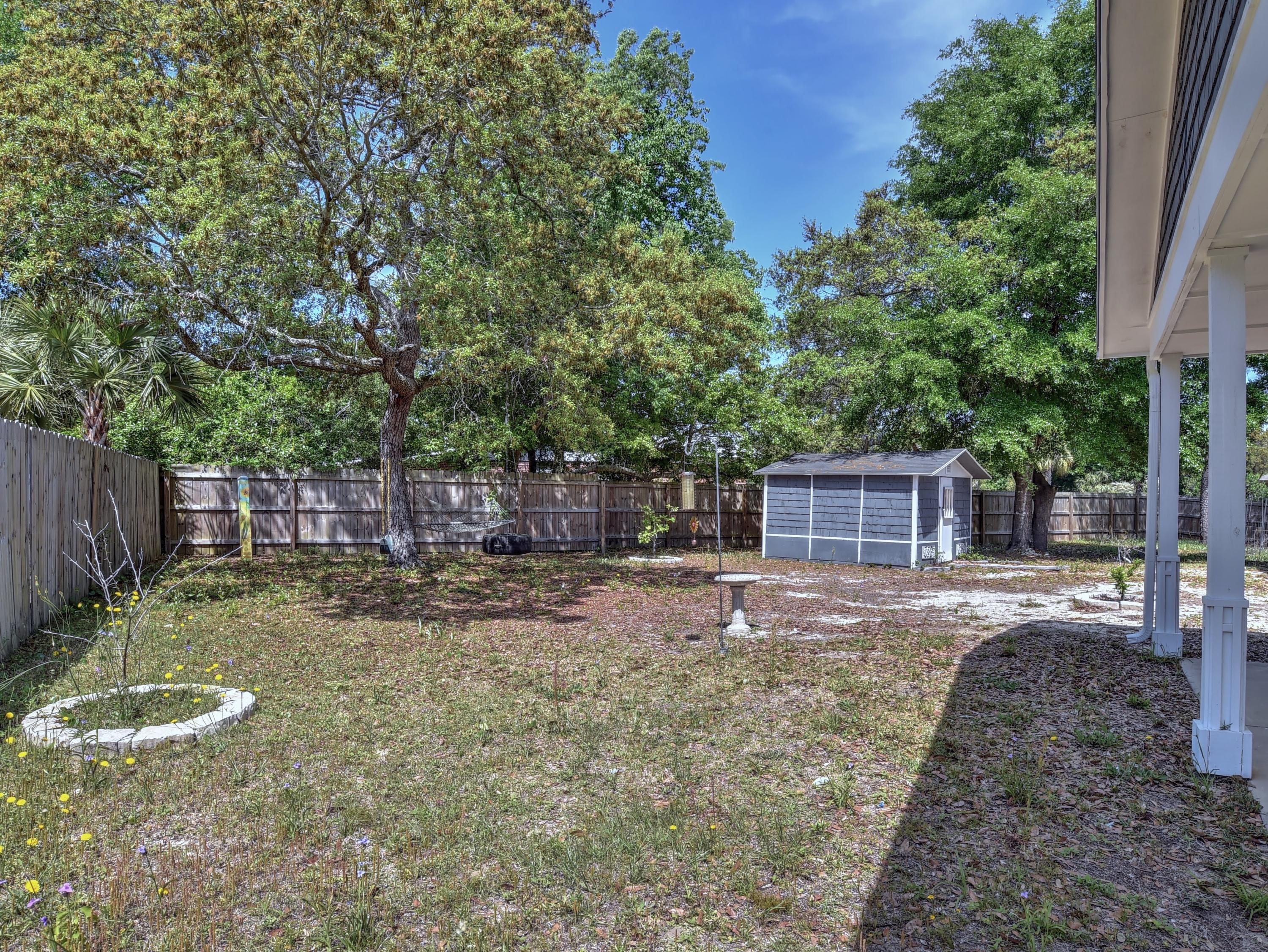 BAYOU WOODS - Residential