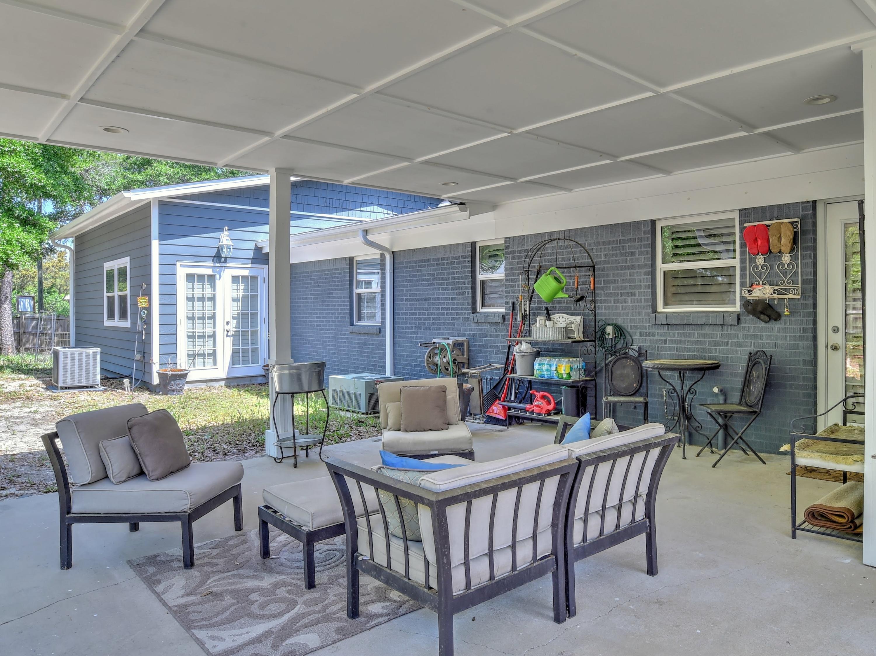 BAYOU WOODS - Residential