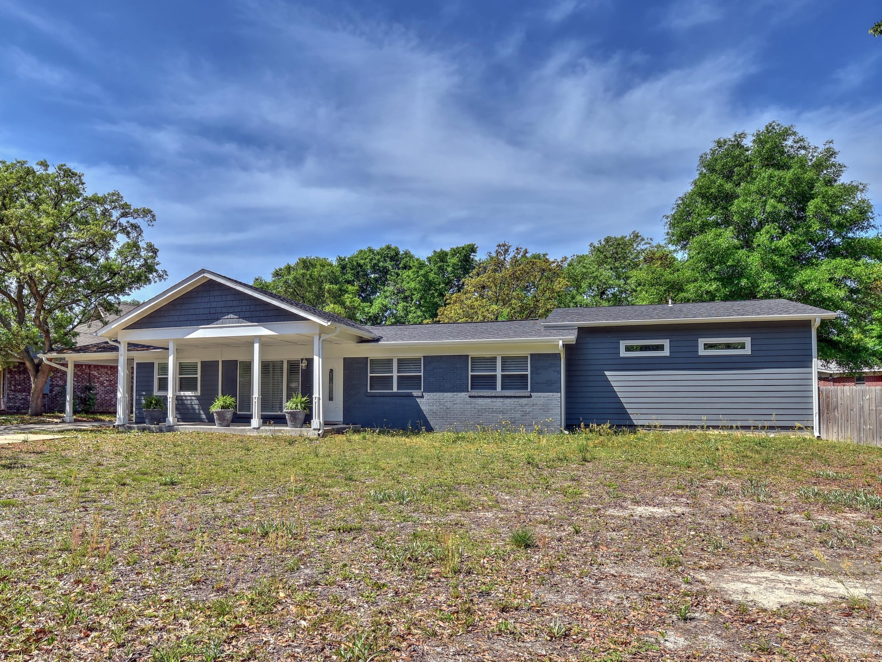 BAYOU WOODS - Residential