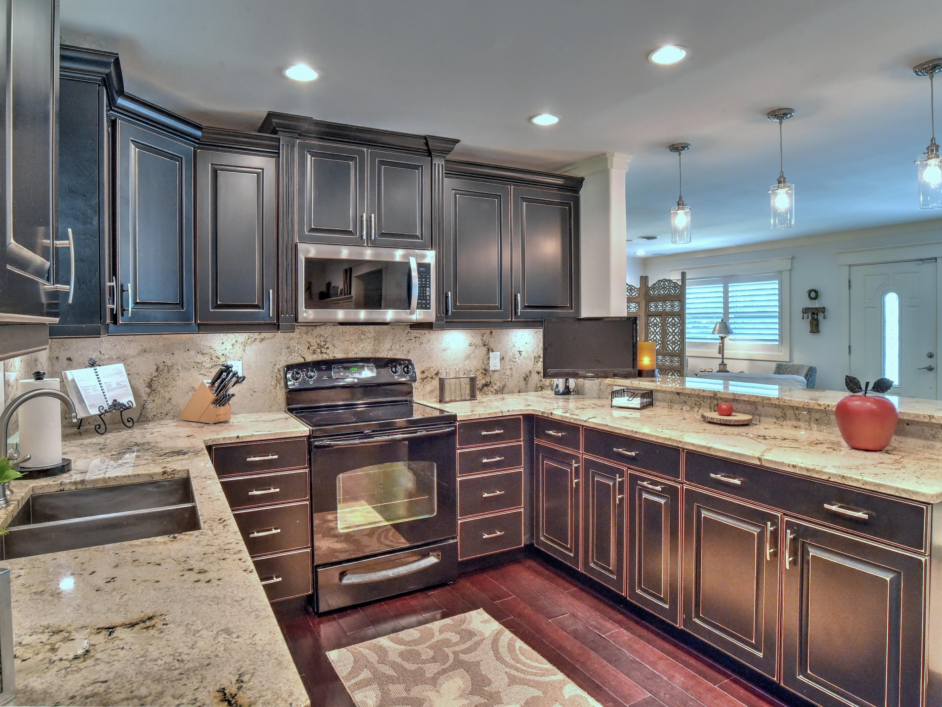 BAYOU WOODS - Residential