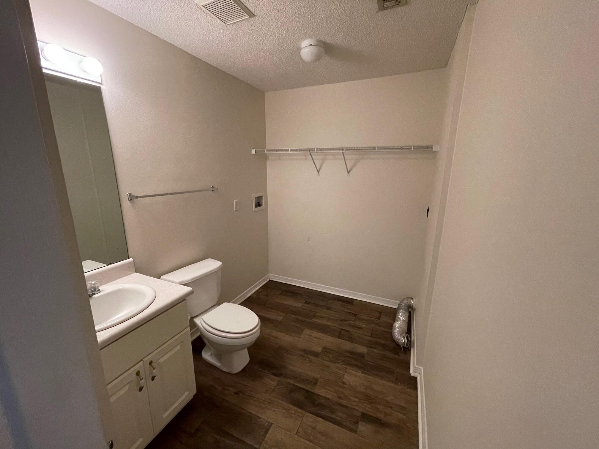 DOMENICAS COVE T/H - Residential