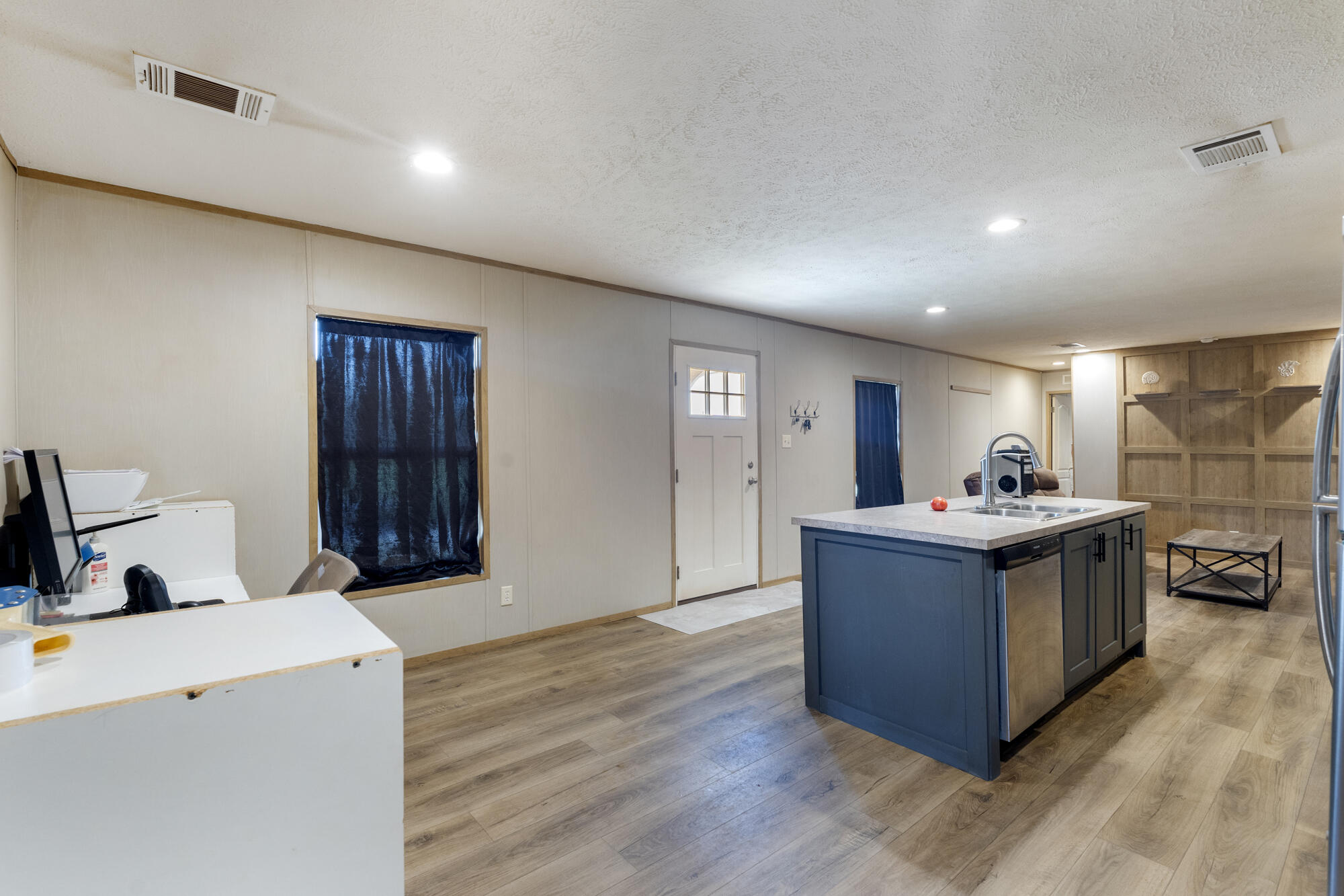 NO RECORDED SUBDIVISION - Residential