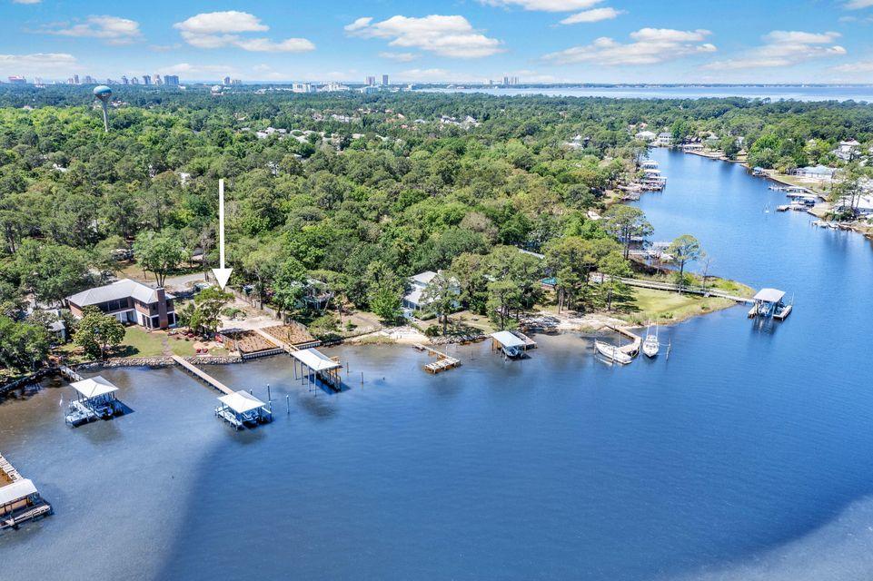 TURQUOISE BEACH - Land