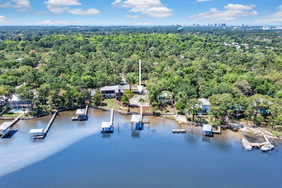 TURQUOISE BEACH - Land