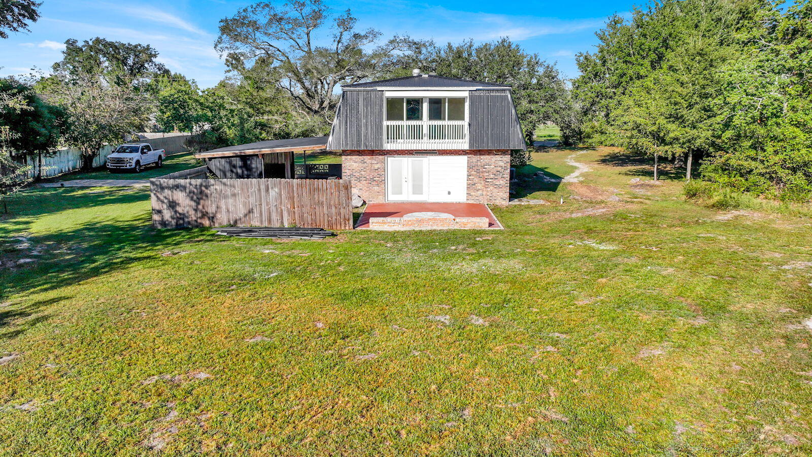 NO RECORDED SUBDIVISION - Residential