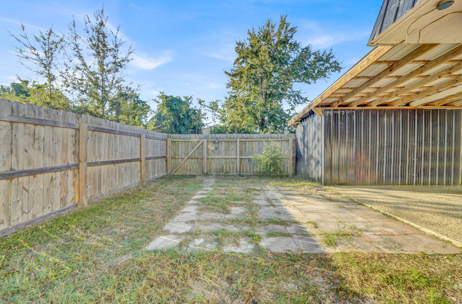 NO RECORDED SUBDIVISION - Residential