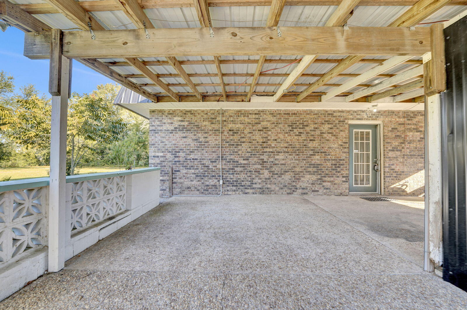 NO RECORDED SUBDIVISION - Residential