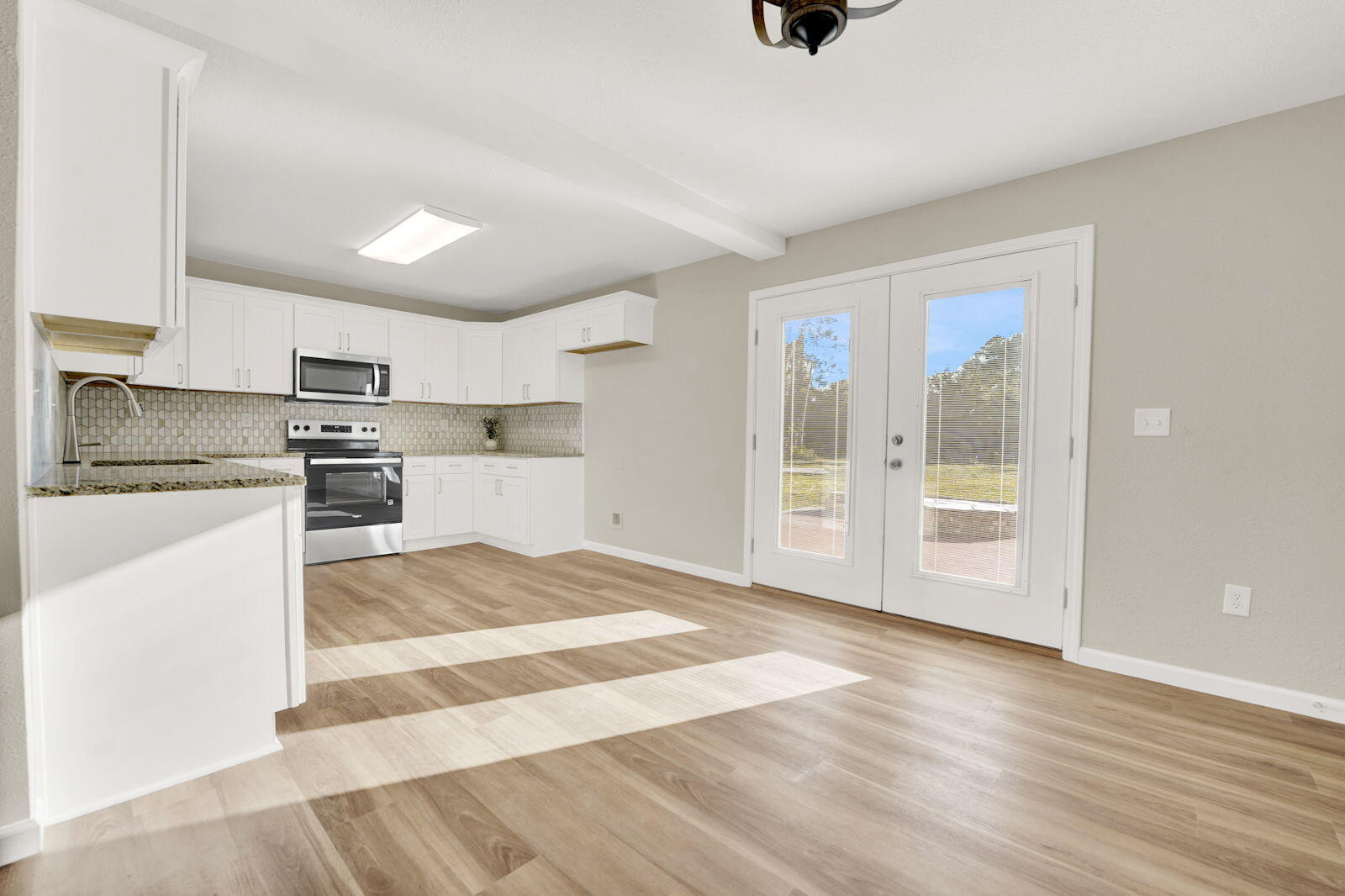 NO RECORDED SUBDIVISION - Residential