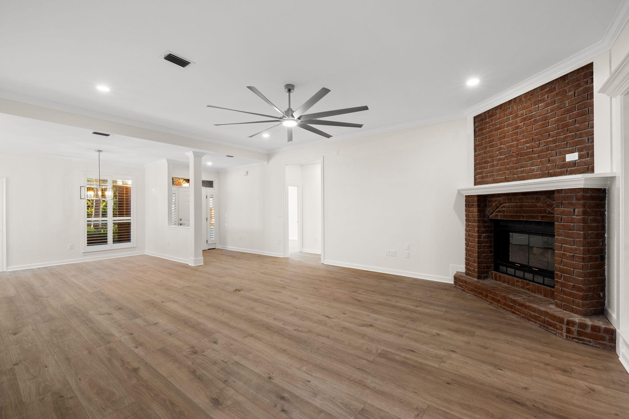 ESCADA - Residential Lease