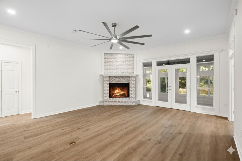 ESCADA - Residential Lease