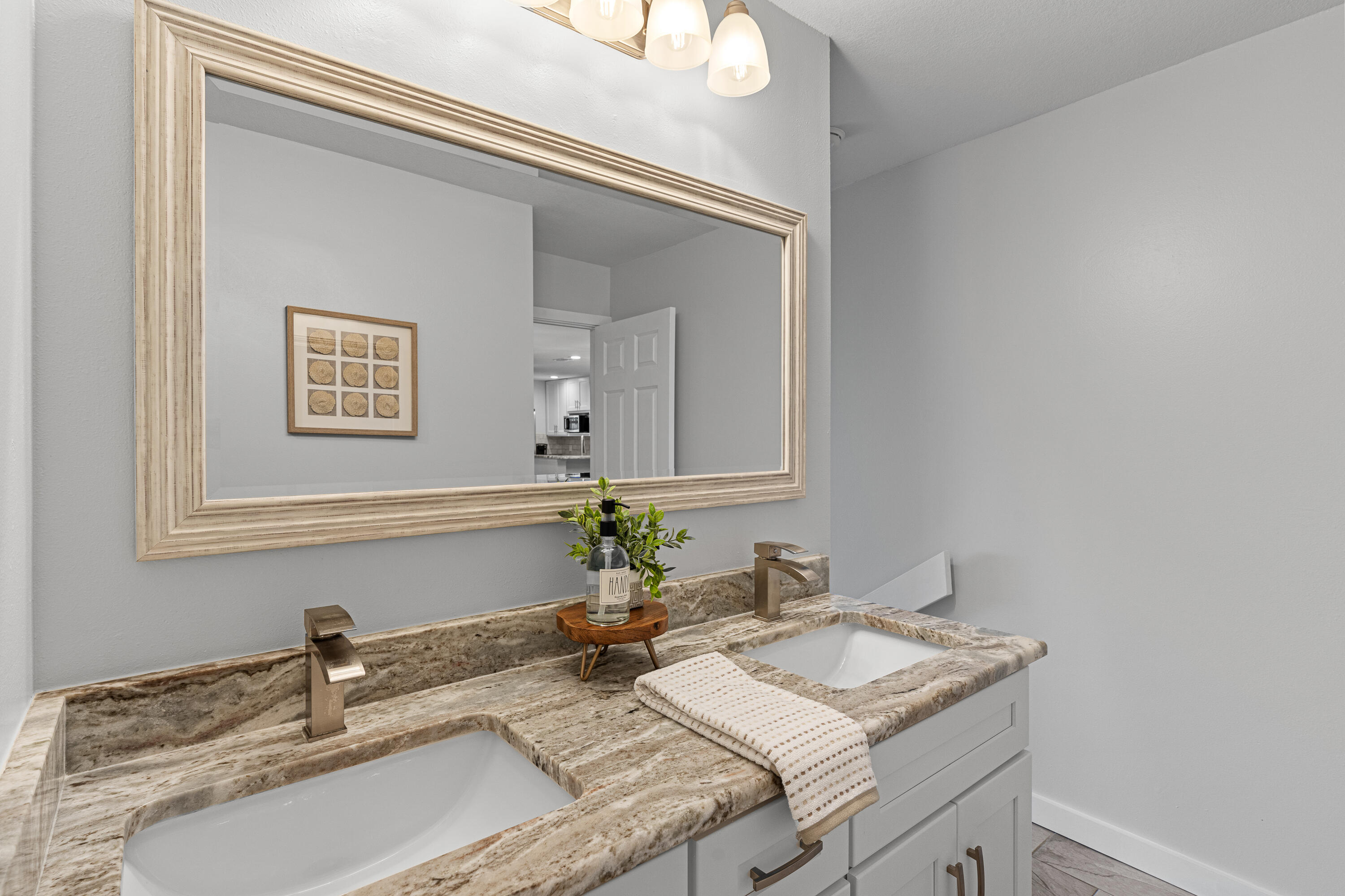 BAYOU VILLAGE CONDO PH 2 - Residential