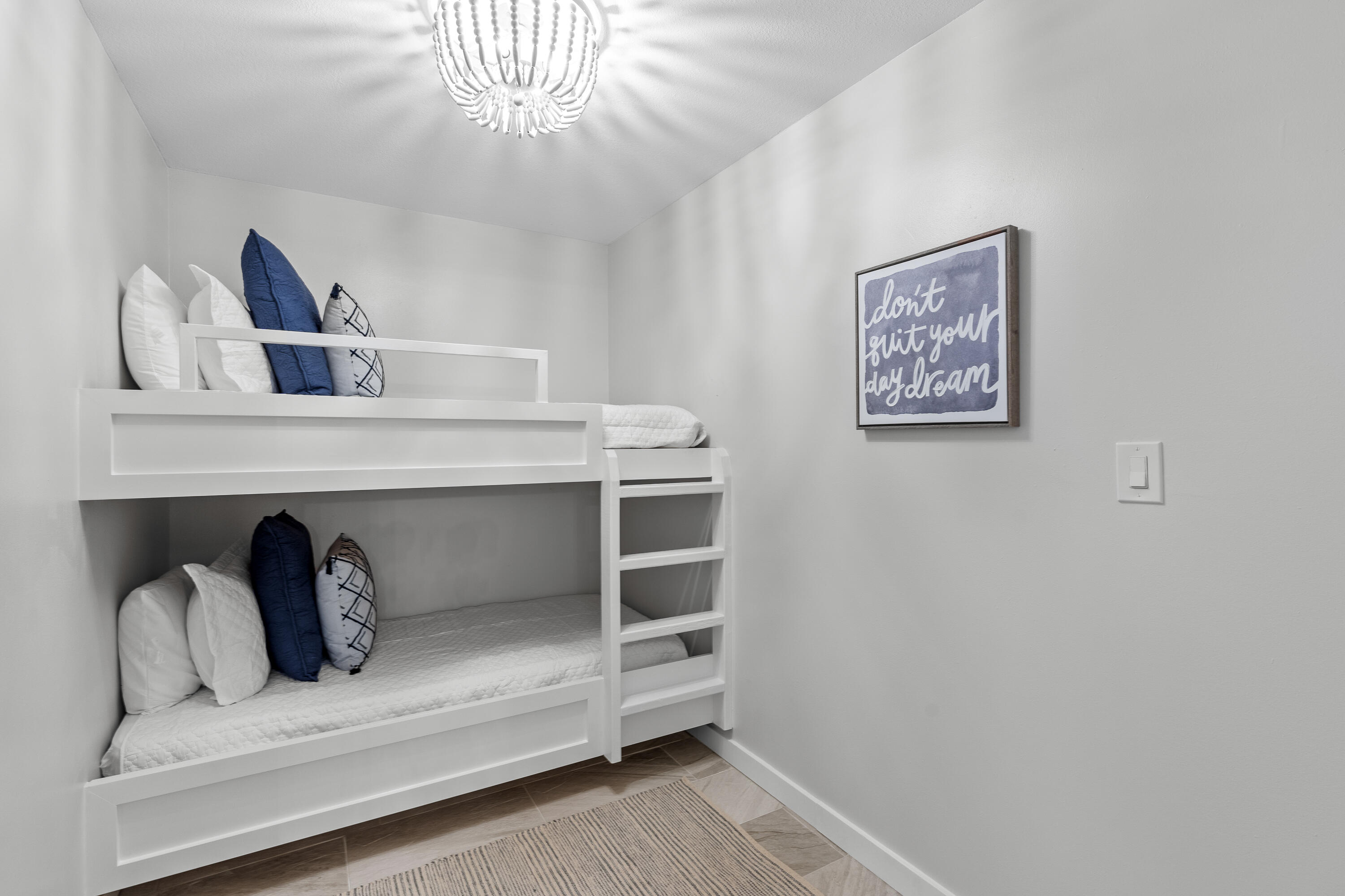 BAYOU VILLAGE CONDO PH 2 - Residential