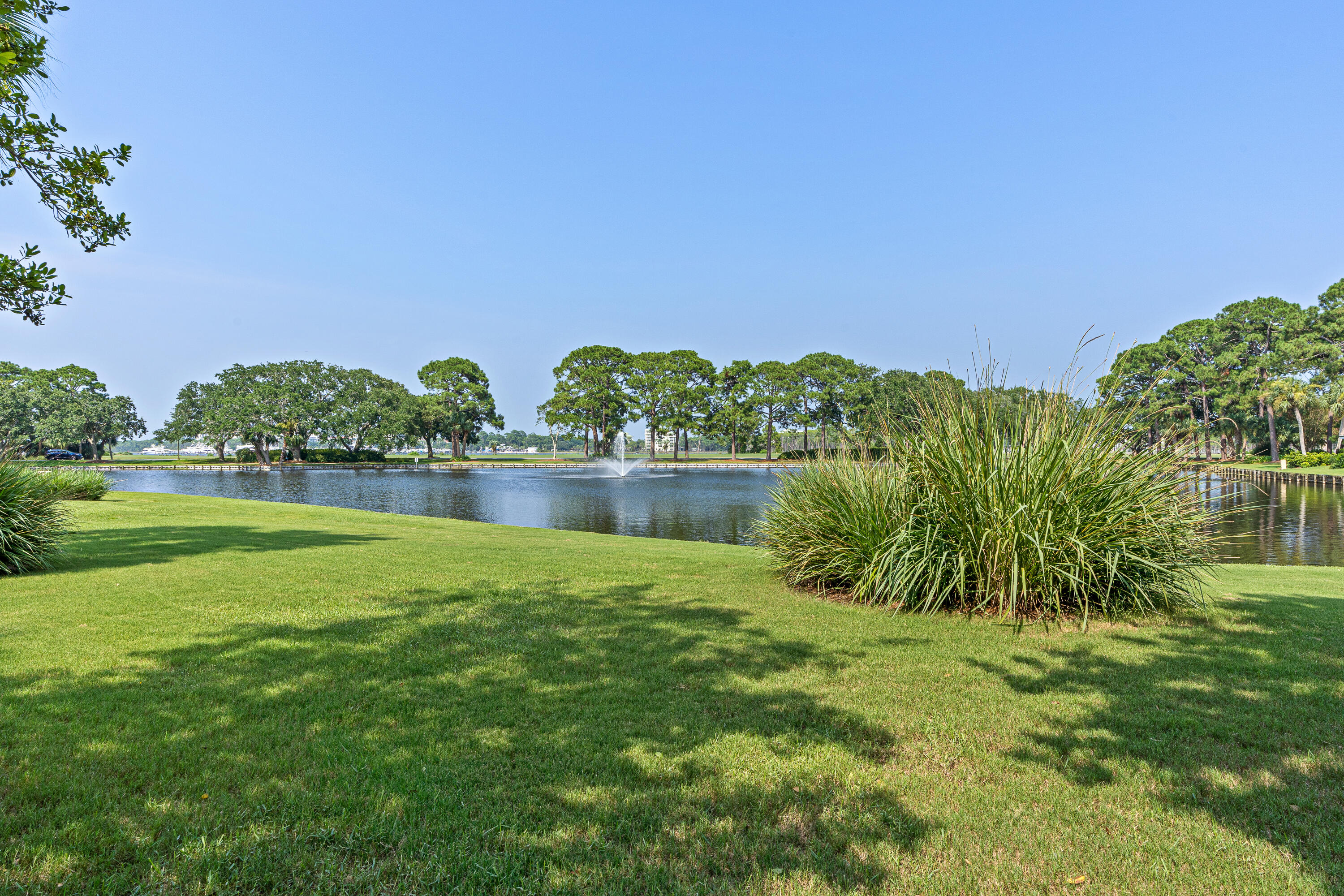 BAYOU VILLAGE CONDO PH 2 - Residential